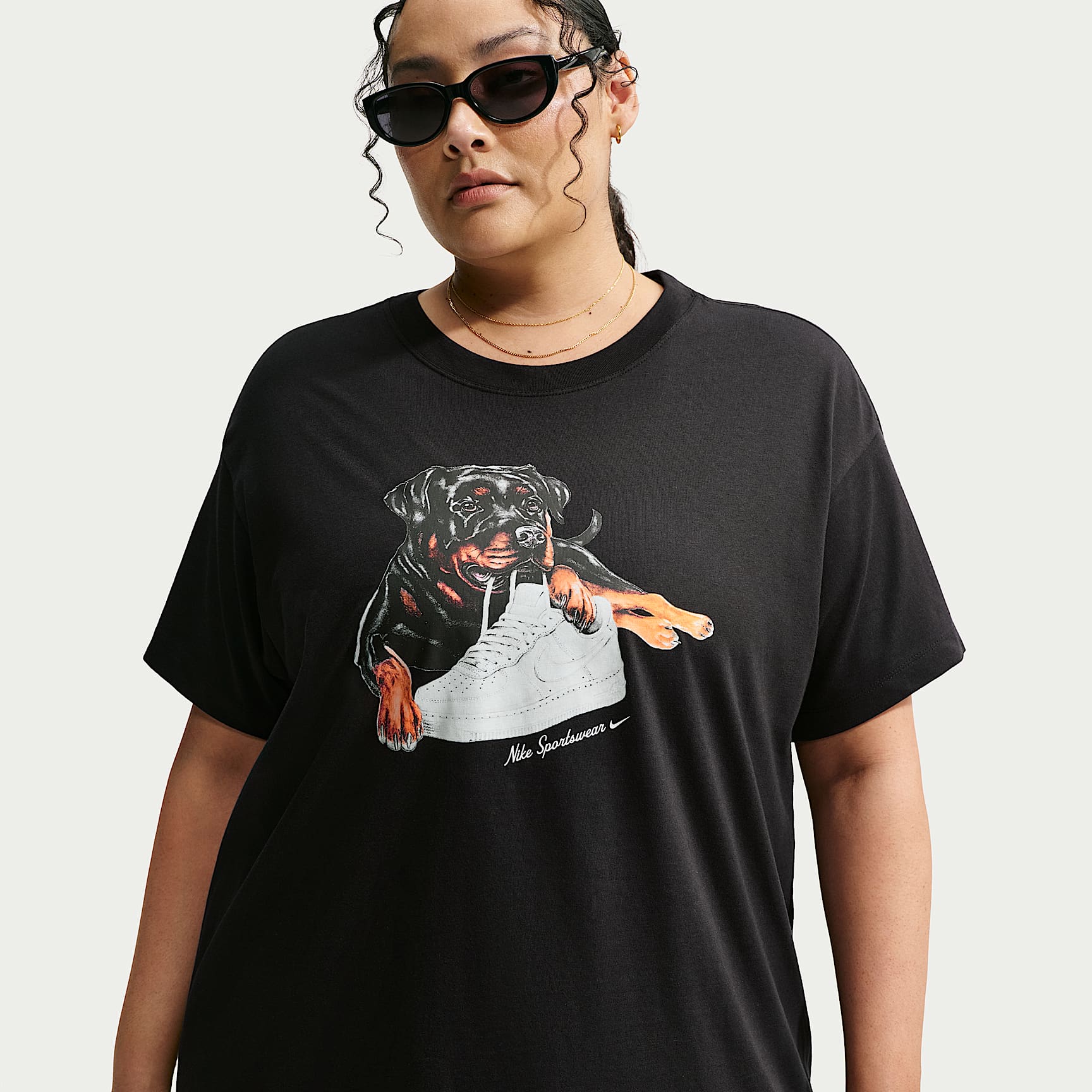 Nike Sportswear Classic Women's Oversized T-Shirt (Plus Size)