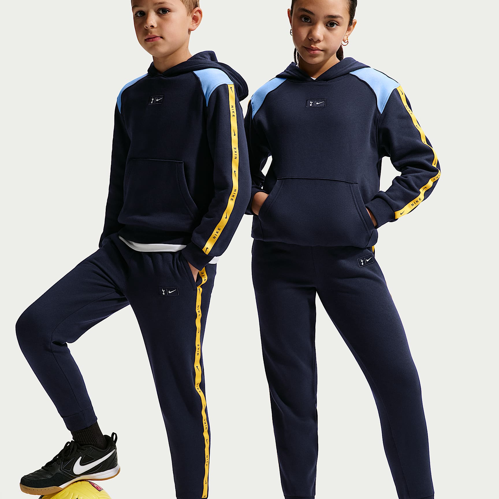 Fotbollssweats i fleece Tottenham Hotspur City Side Nike för män