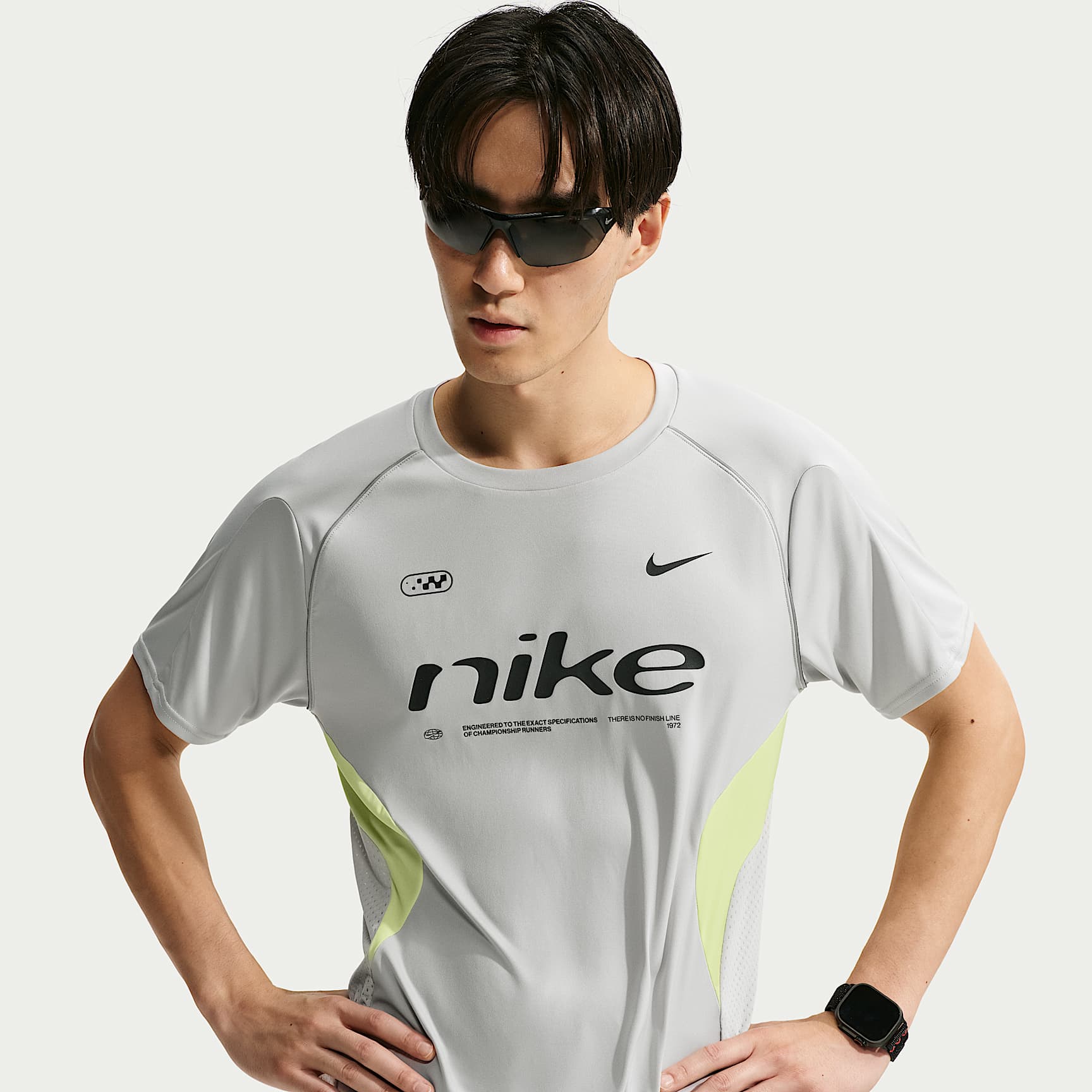 나이키 남성 드라이 핏 반팔 러닝 탑