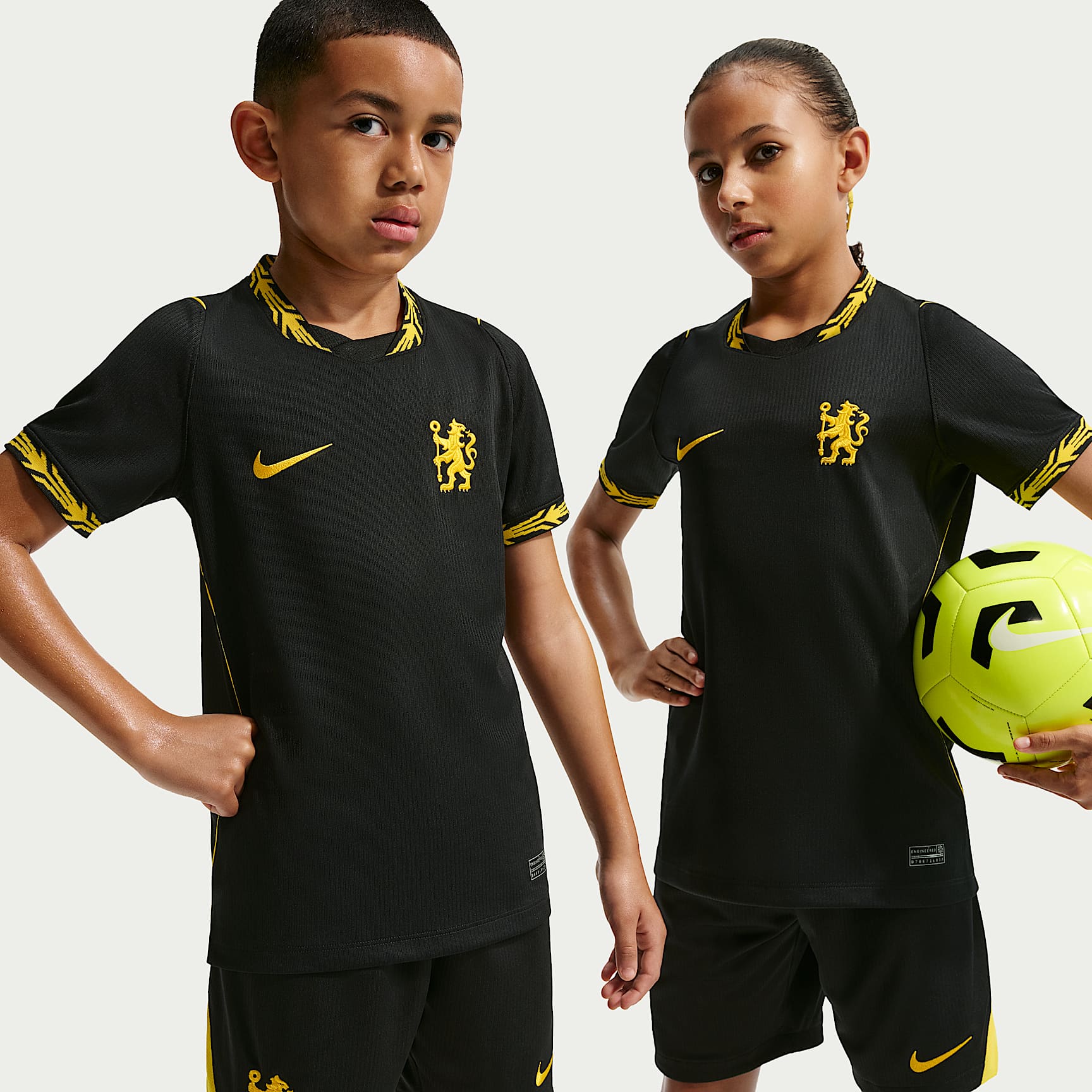 Chelsea F.C. 2026/27 Stadium Away Older Kids' Nike Dri-FIT Football Replica Shirt