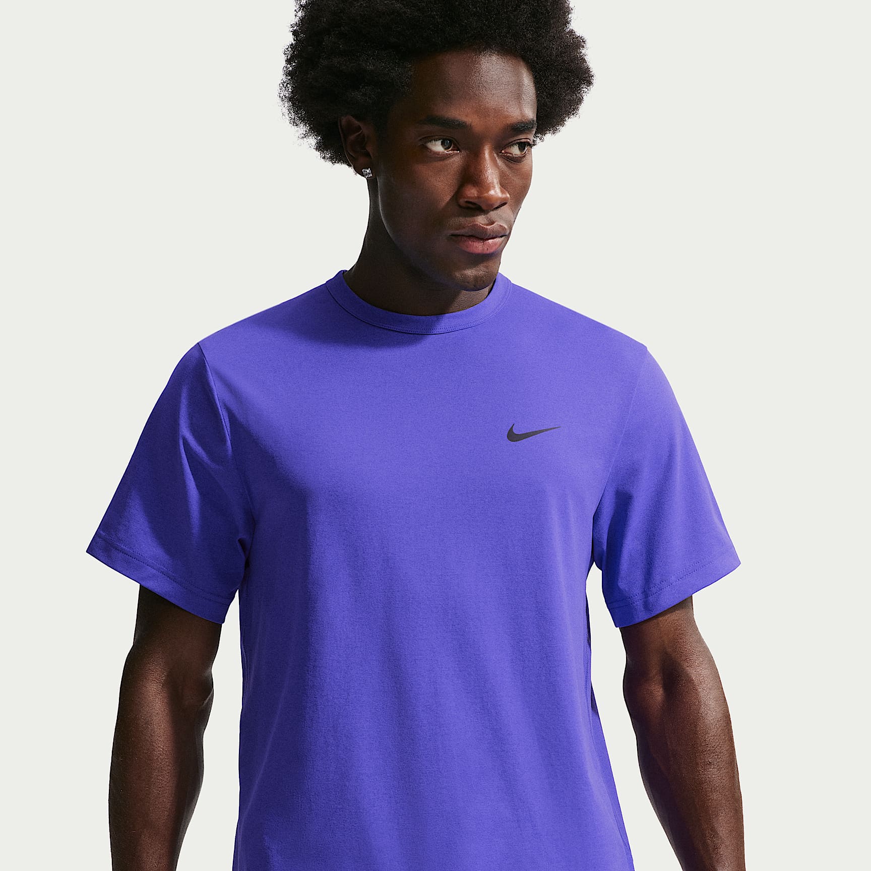 Nike Hyverse Men's Dri-FIT UV Short-sleeve Versatile Top