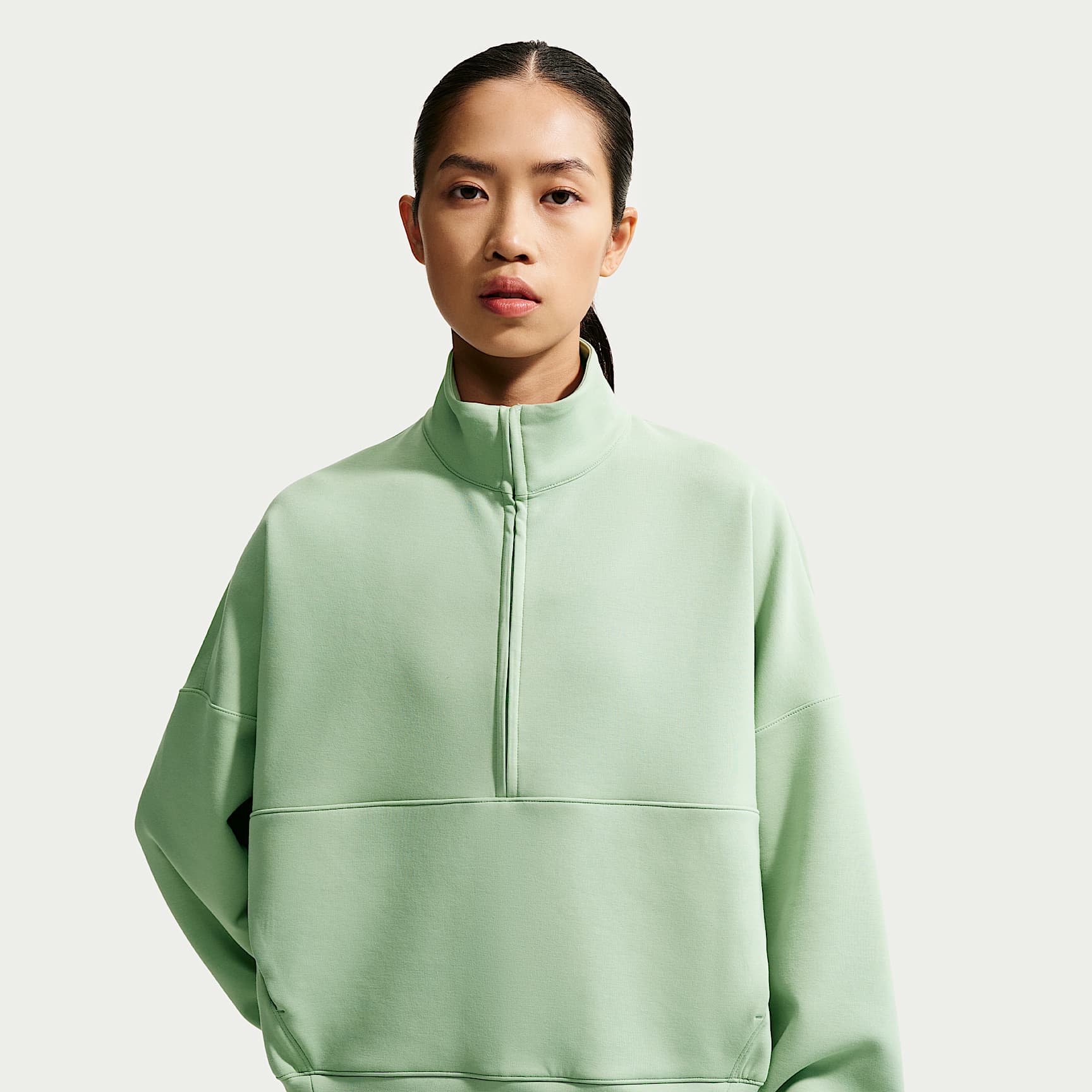 Nike 24.7 ImpossiblySoft Women's Dri-FIT Oversized 1/2-Zip Top