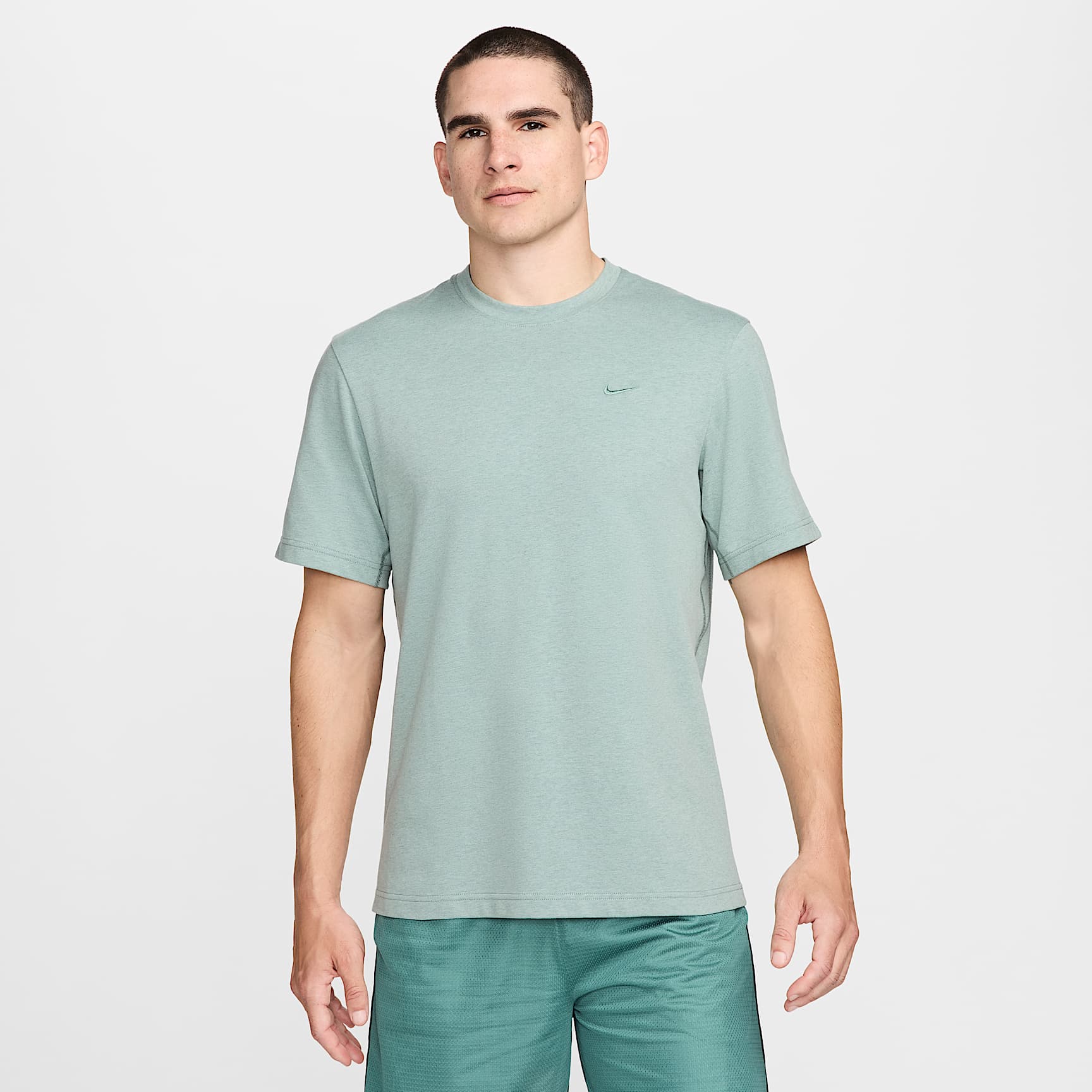Playera versátil de manga corta para hombre Nike Primary