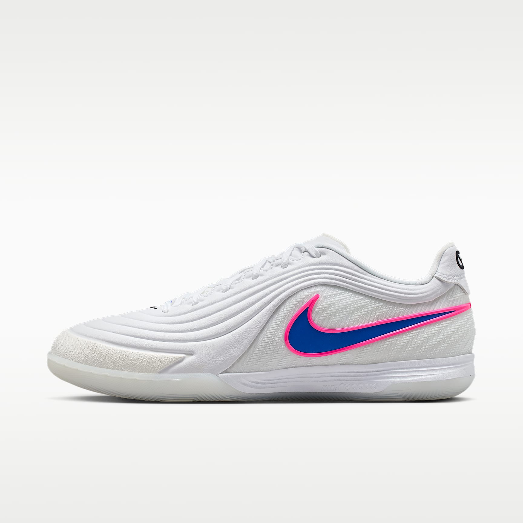 Nike Tiempo Reactgato Indoor/Court Low-Top Soccer Shoes