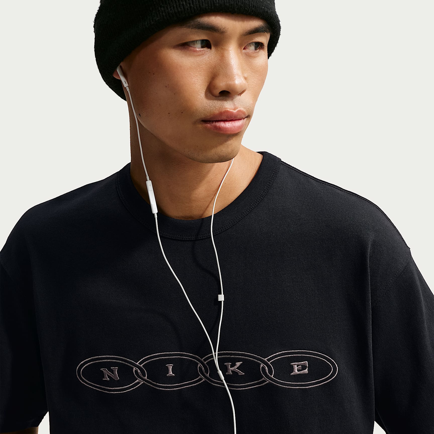 Nike Sportswear Premium Essentials  T-Shirt