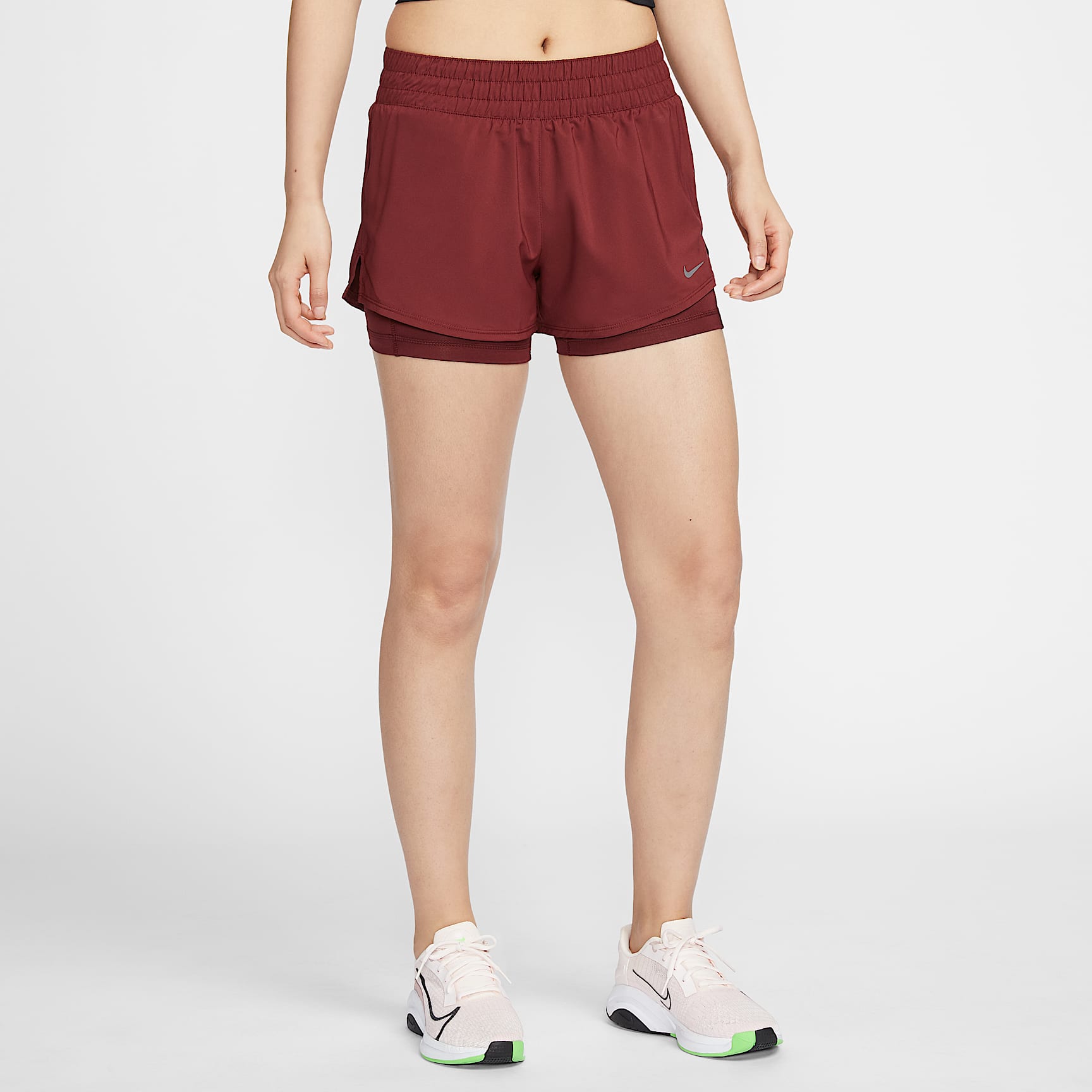 Nike Dri-FIT One Women's Mid-rise 8cm (approx.) 2-in-1 Shorts