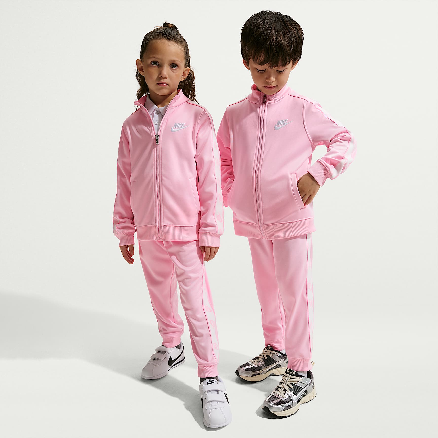 Nike Dri-FIT Little Kids' 2-Piece Full-Zip Set with Logo Taping
