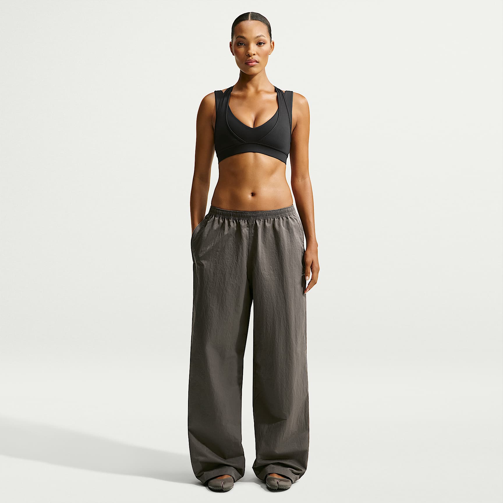 NikeSKIMS Crunchy Nylon damebukse med vide ben