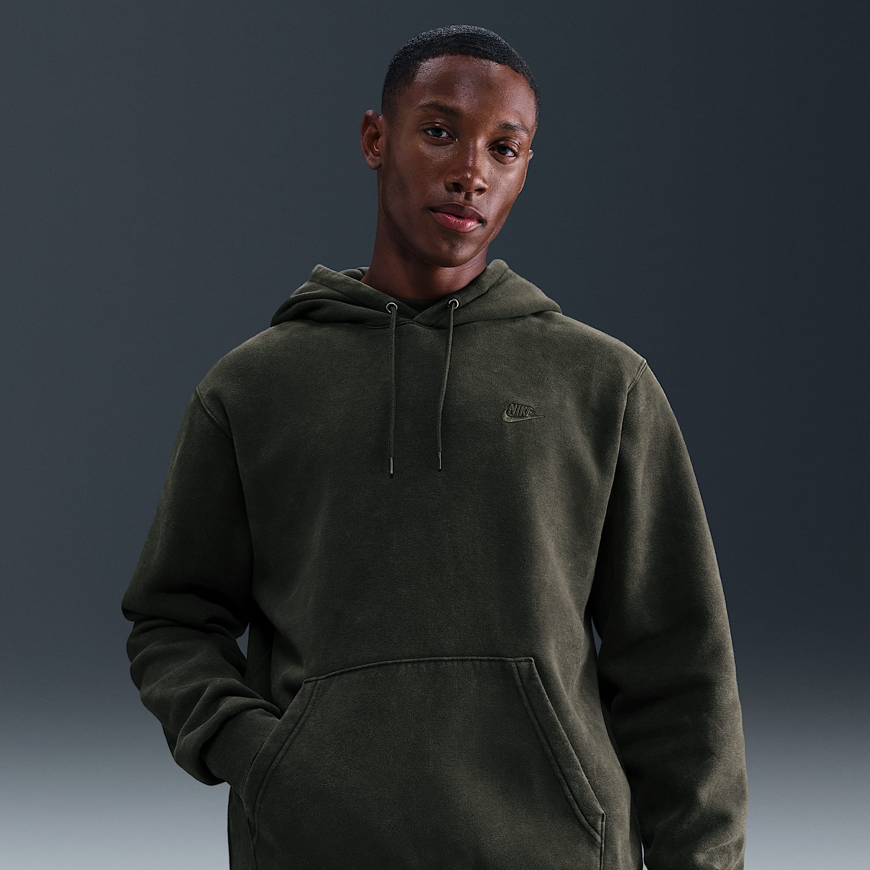 Sudadera con gorro de tejido Fleece prelavada para hombre Nike Sportswear Club