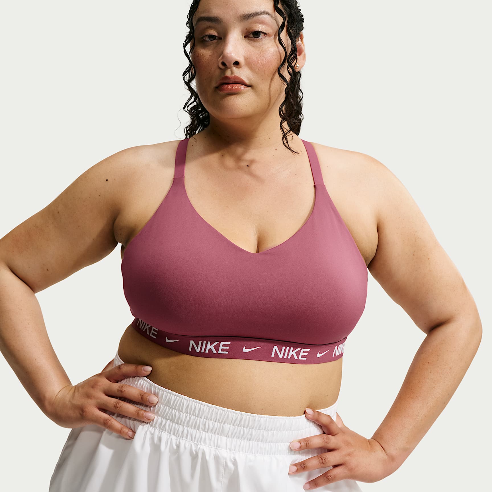 Nike Indy Light Support Women's Padded Adjustable Sports Bra (Plus Size)
