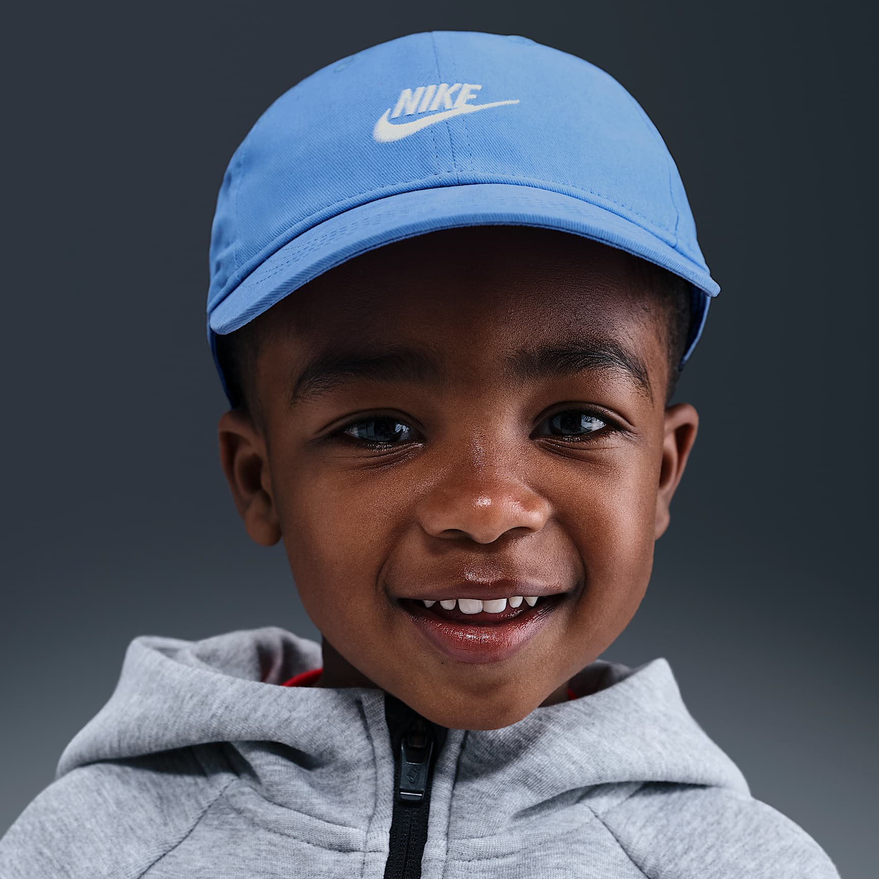 Gorra con visera curva Futura infantil Nike