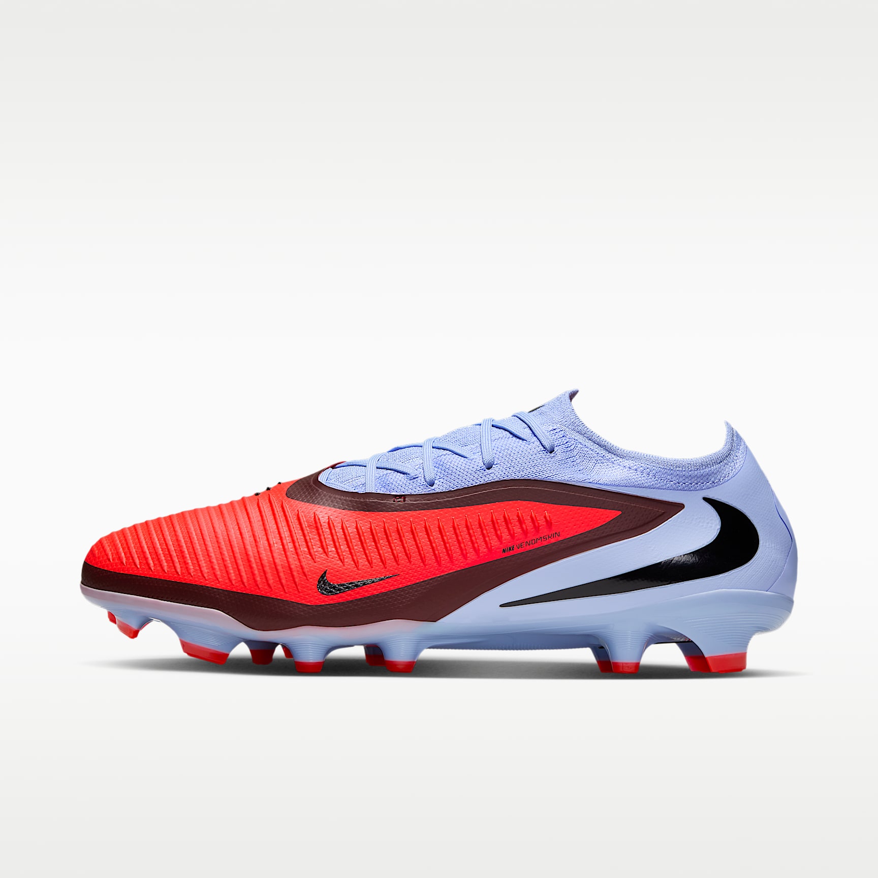 Nike Phantom 6 Low Pro Firm-Ground Football Boot