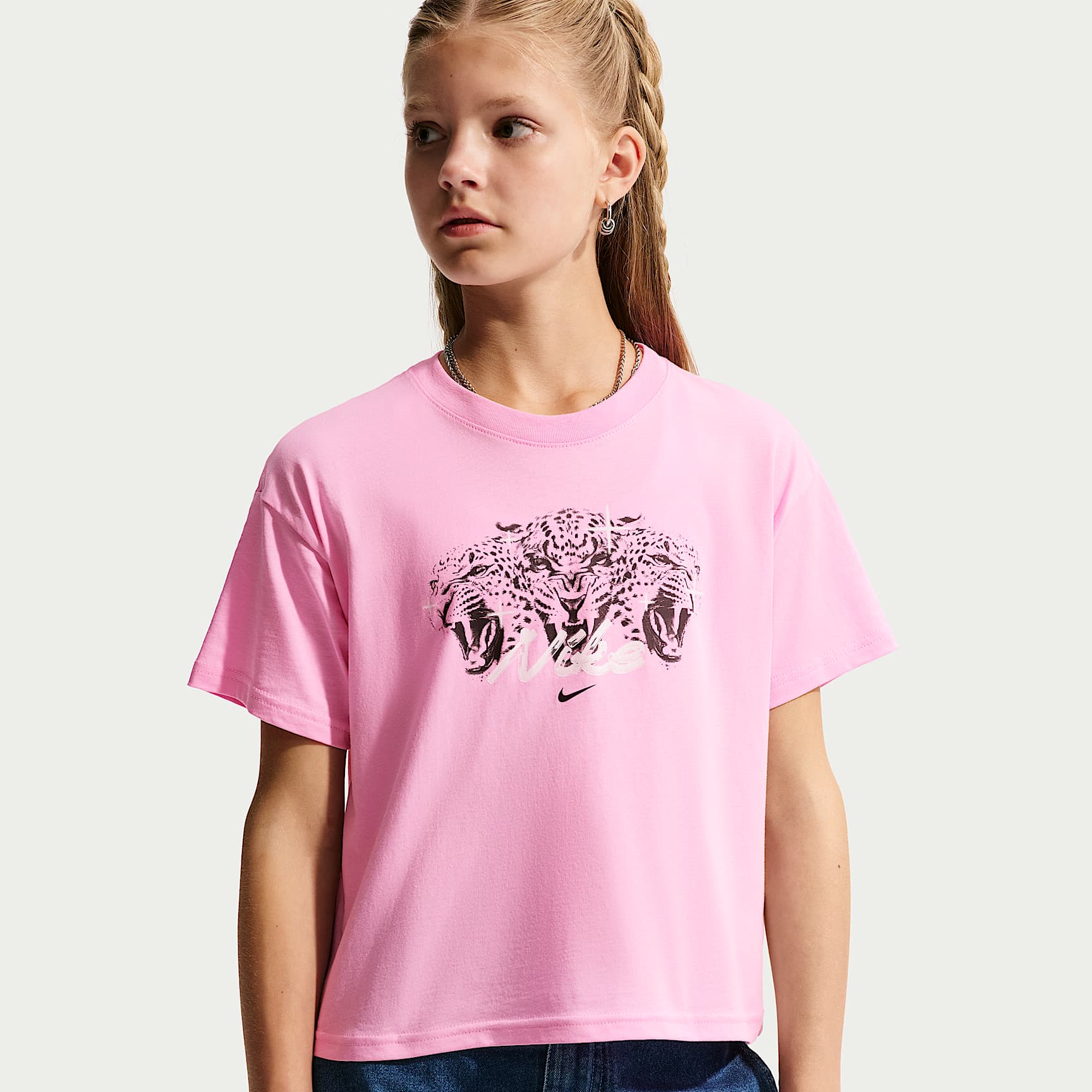 Nike Sportswear Older Kids' (Girls') T-Shirt