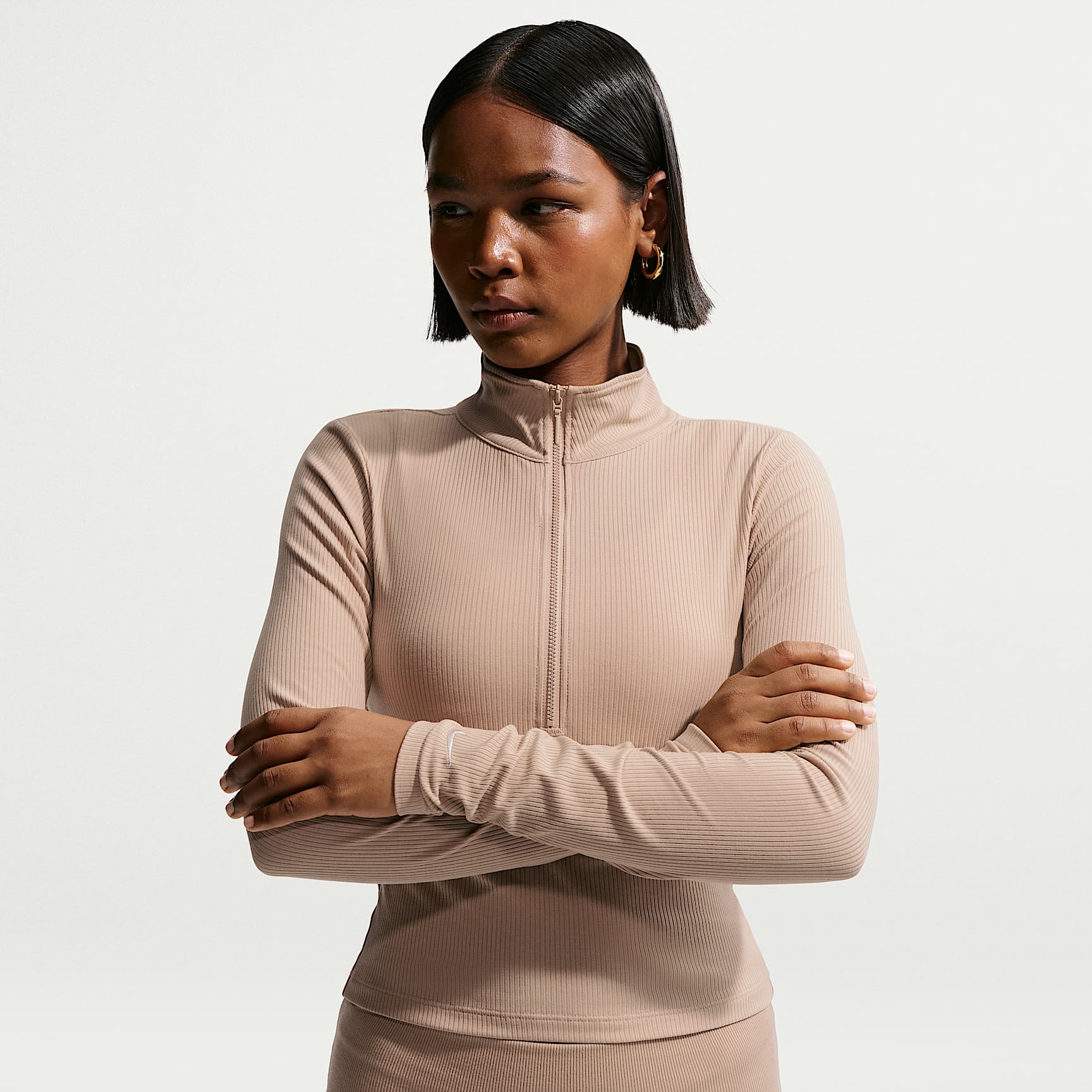 Haut à manches longues ajusté et côtelé à quart de zip Nike Sportswear Chill Knit pour femme