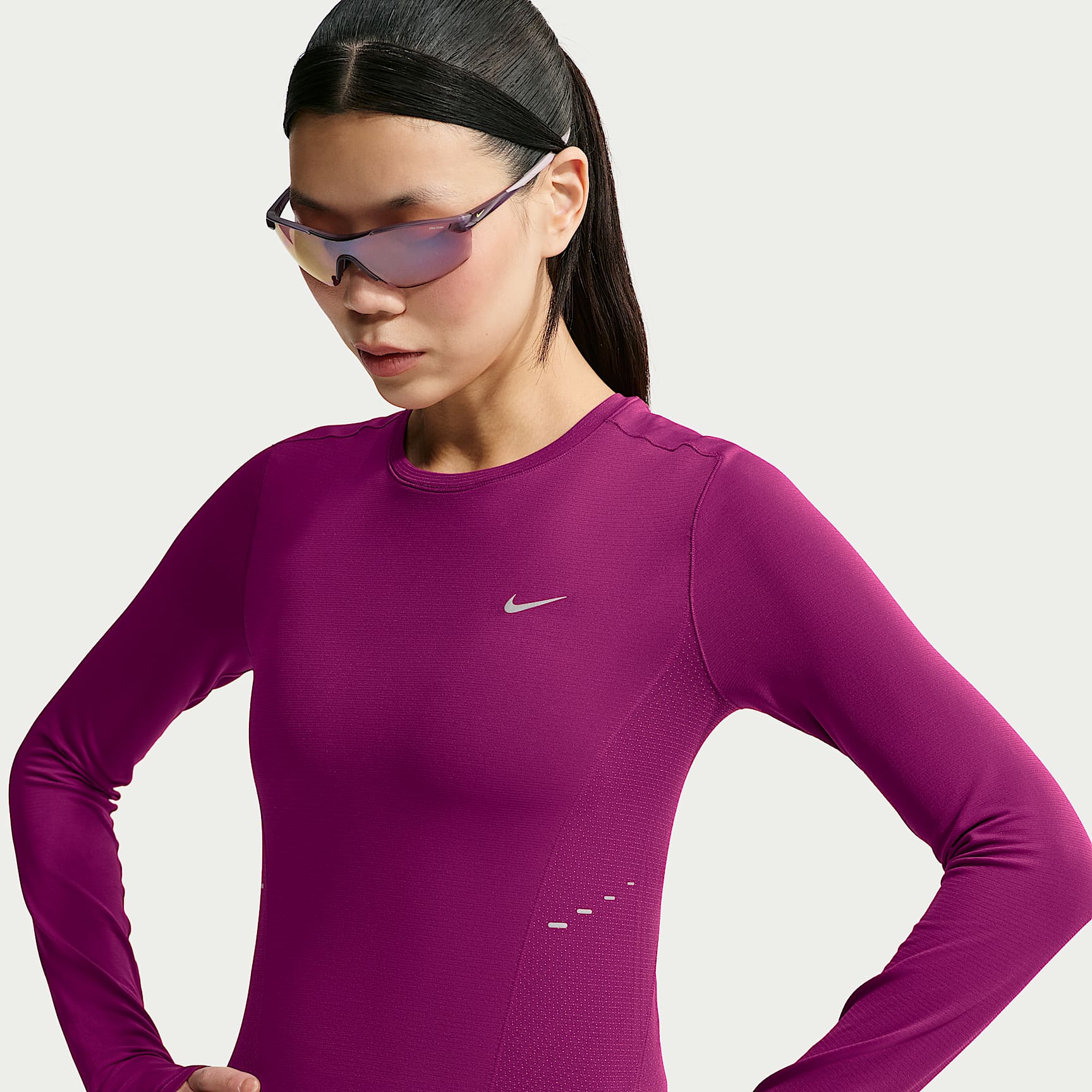 Playera de correr de manga larga Dri-FIT sin costuras para mujer Nike Swift