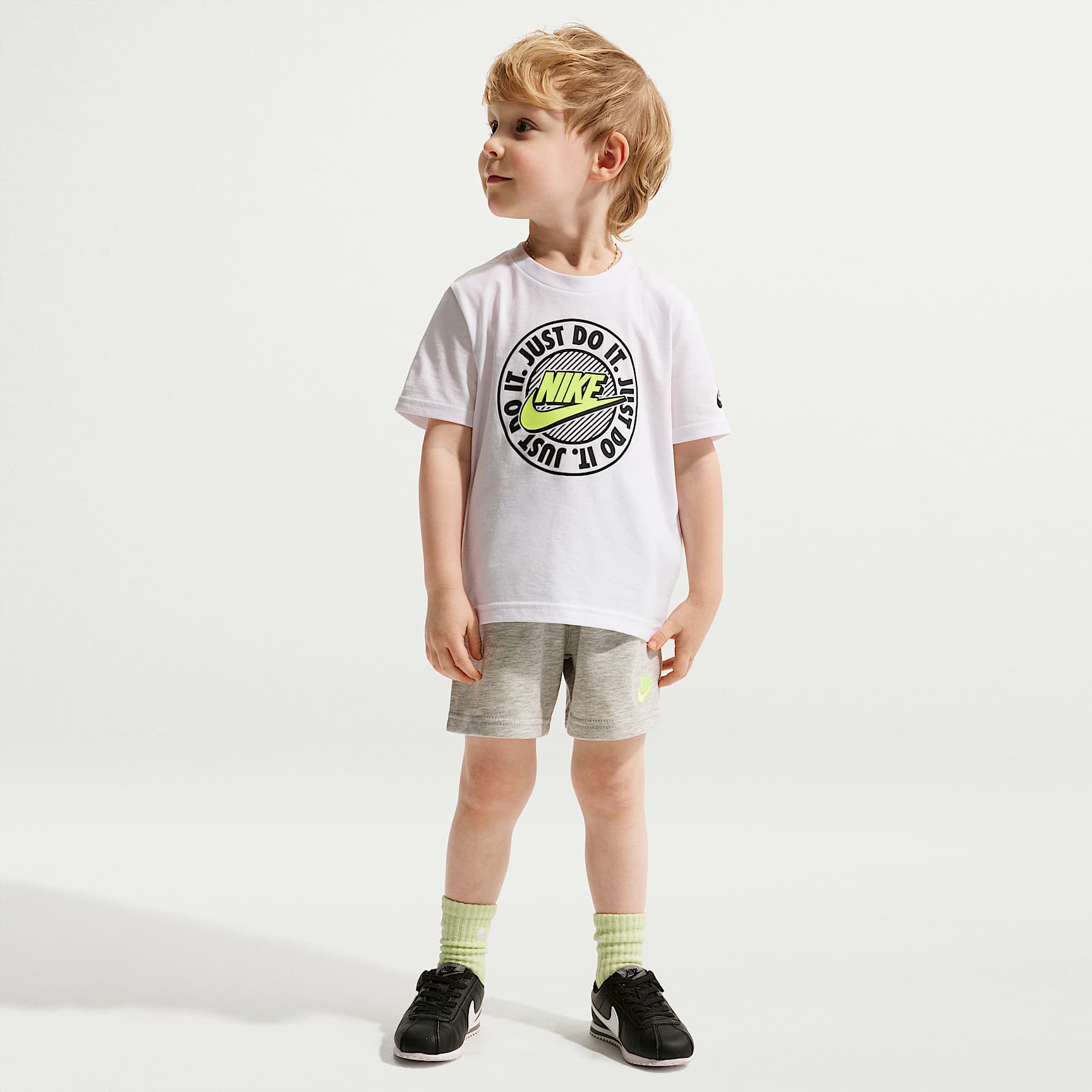 나이키 스포츠웨어 베이비 투피스 프렌치 테리 쇼츠 세트