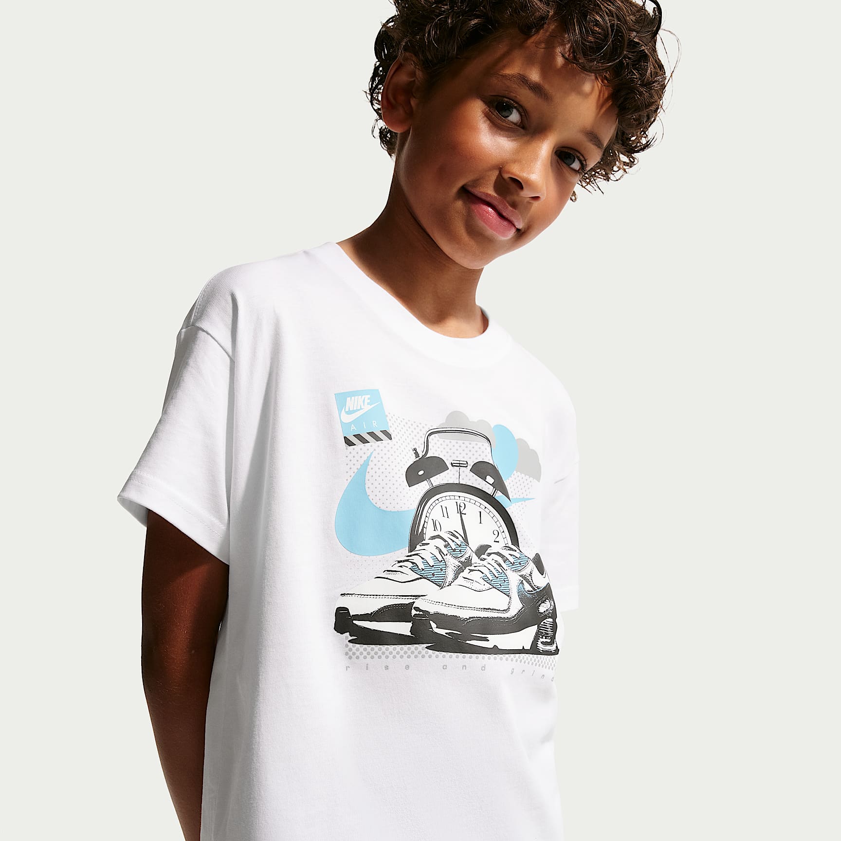 Nike Sportswear Older Kids' T-Shirt