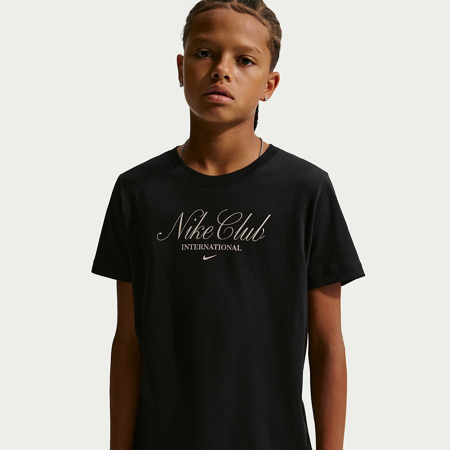 Nike Sportswear Club Older Kids' T-Shirt
