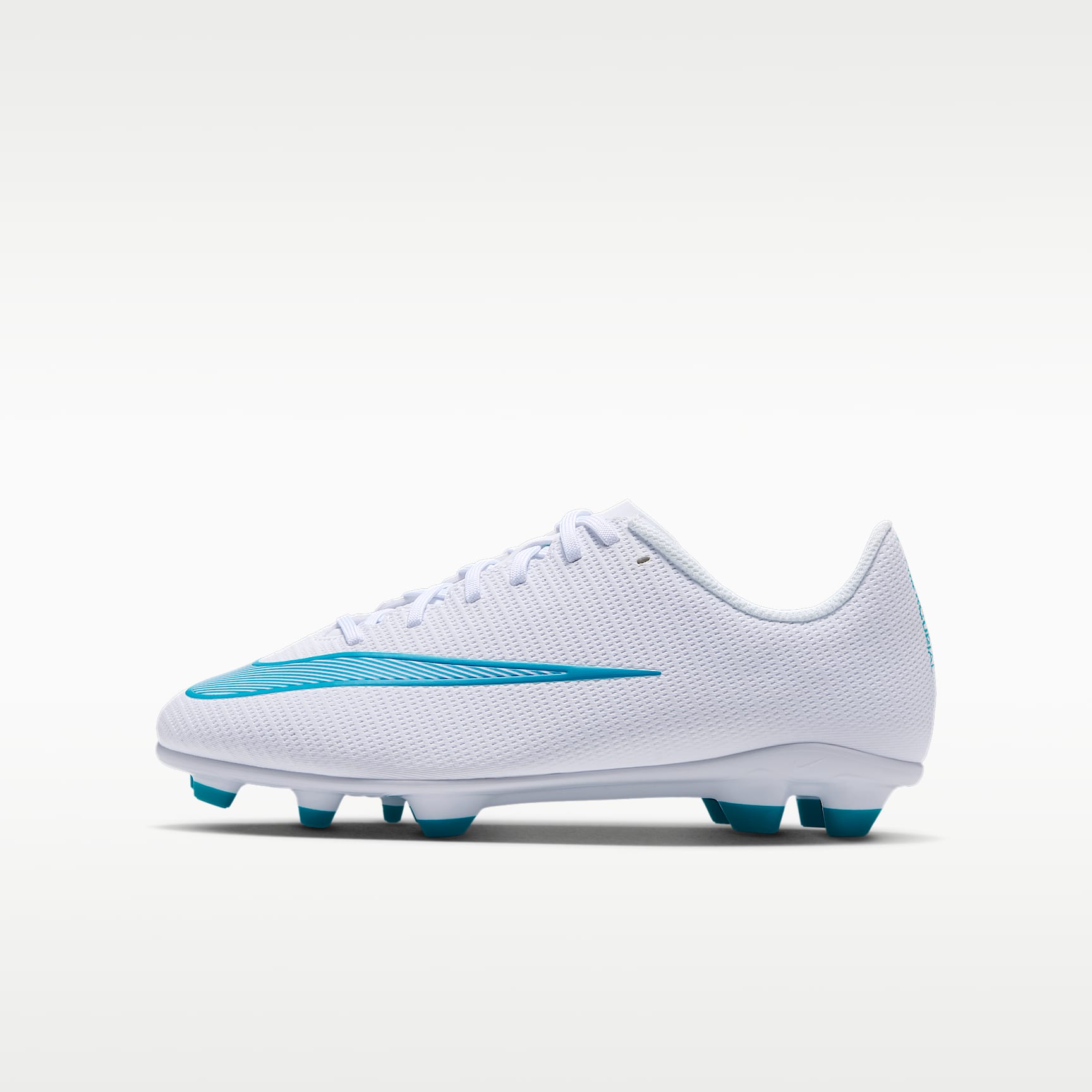 Nike Jr. Mercurial Vapor 17 Club Older Kids' Multi-Ground Low-Top Football Boots