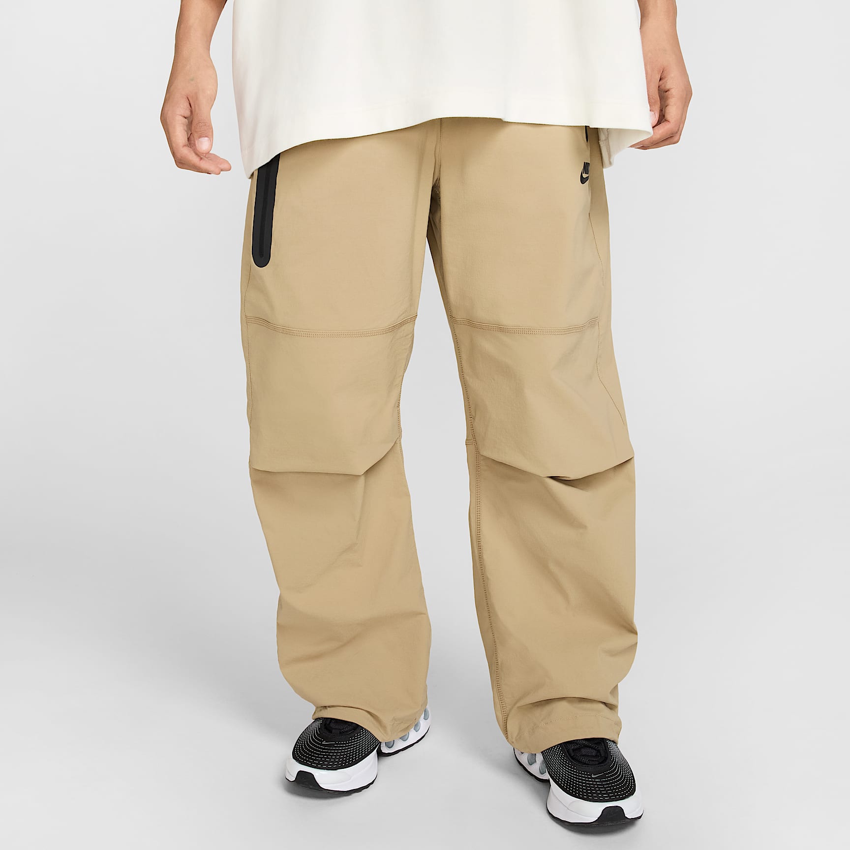 Nike Tech Men's Woven Open-Hem Trousers