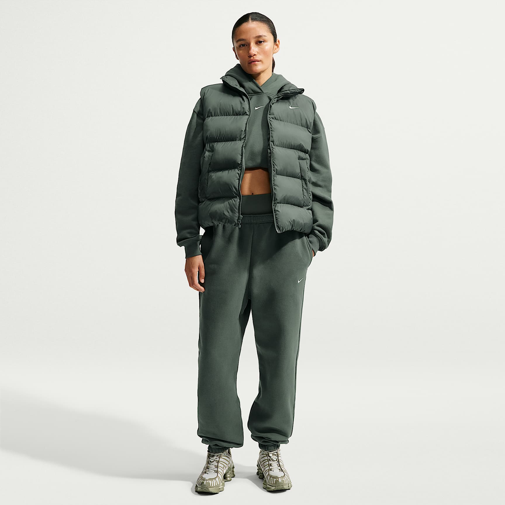 Nike Studio Fleece Medium Weight Women's High-Rise Oversized Cuffed Pants