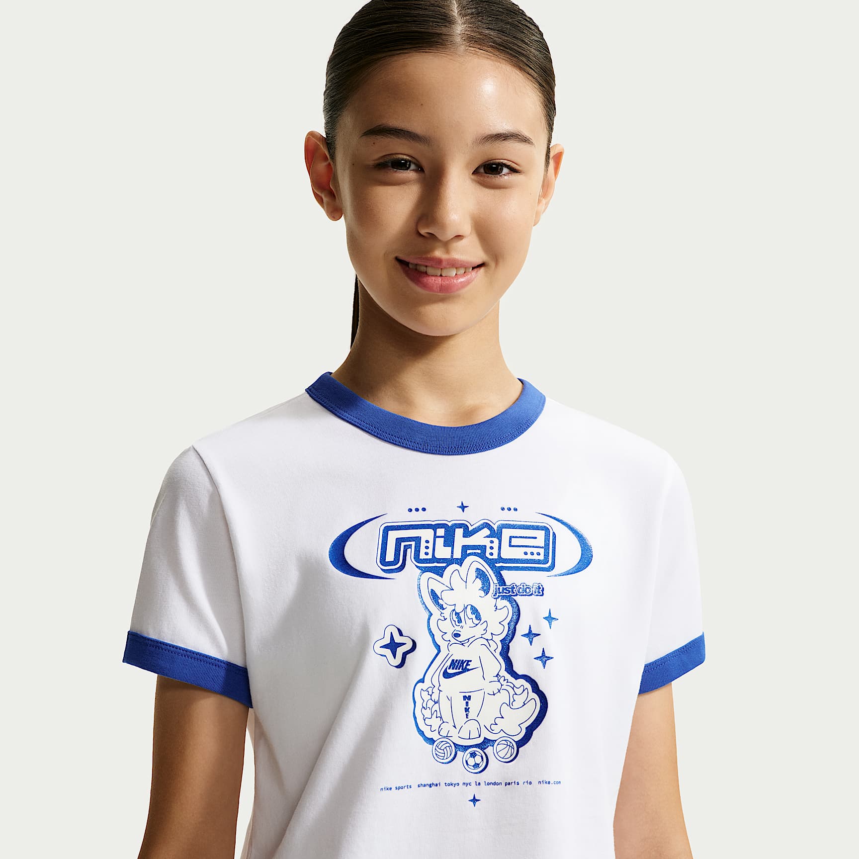 Nike Sportswear Older Kids' (Girls') T-Shirt