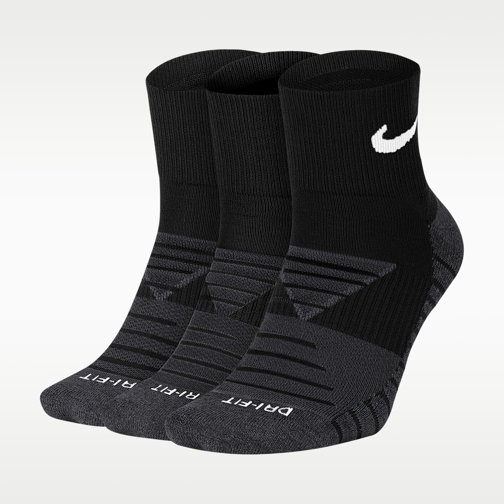 Nike Everyday Max Cushioned Training Ankle Socks (3 Pairs)