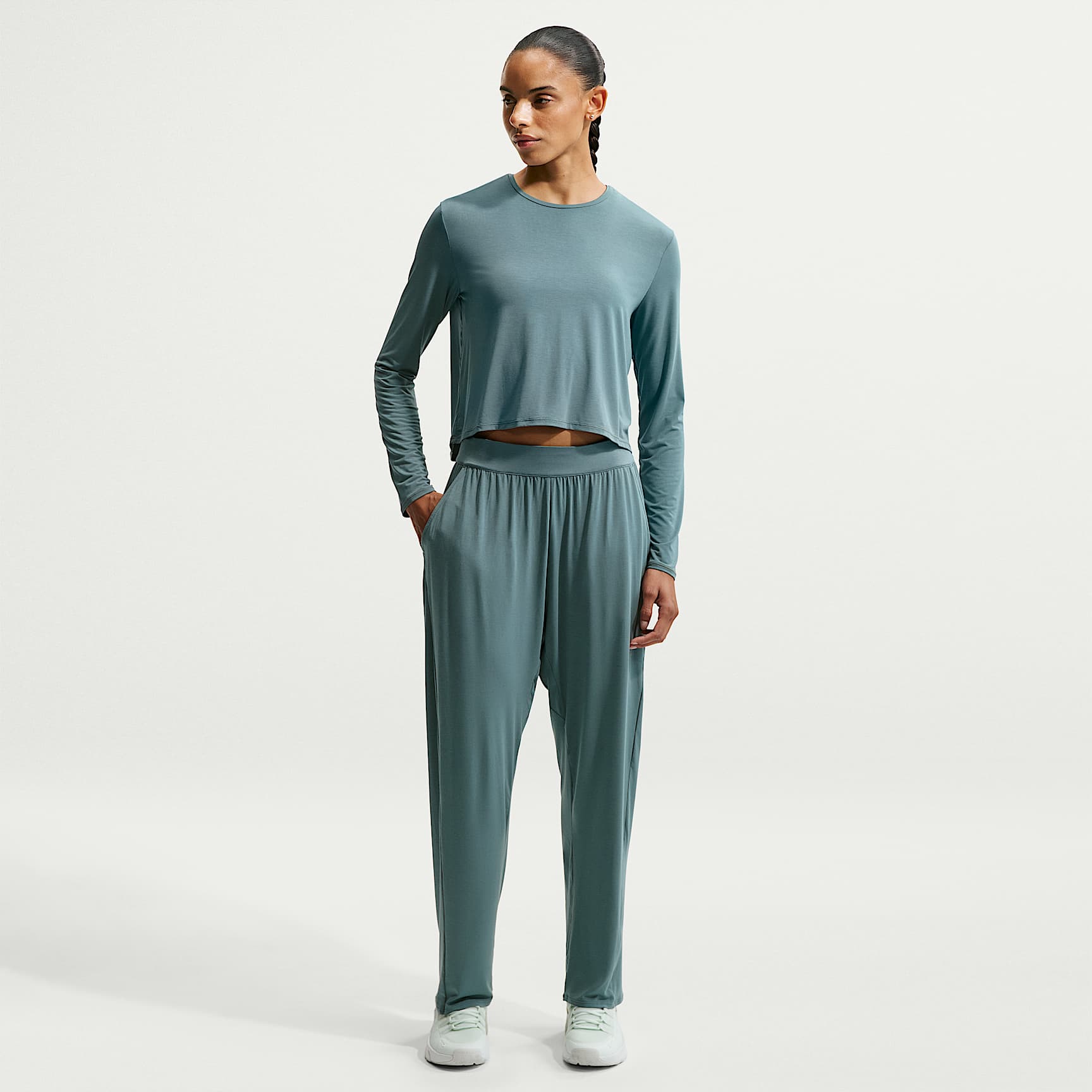Nike Zenvy Women's Loose Mid-Rise Trousers