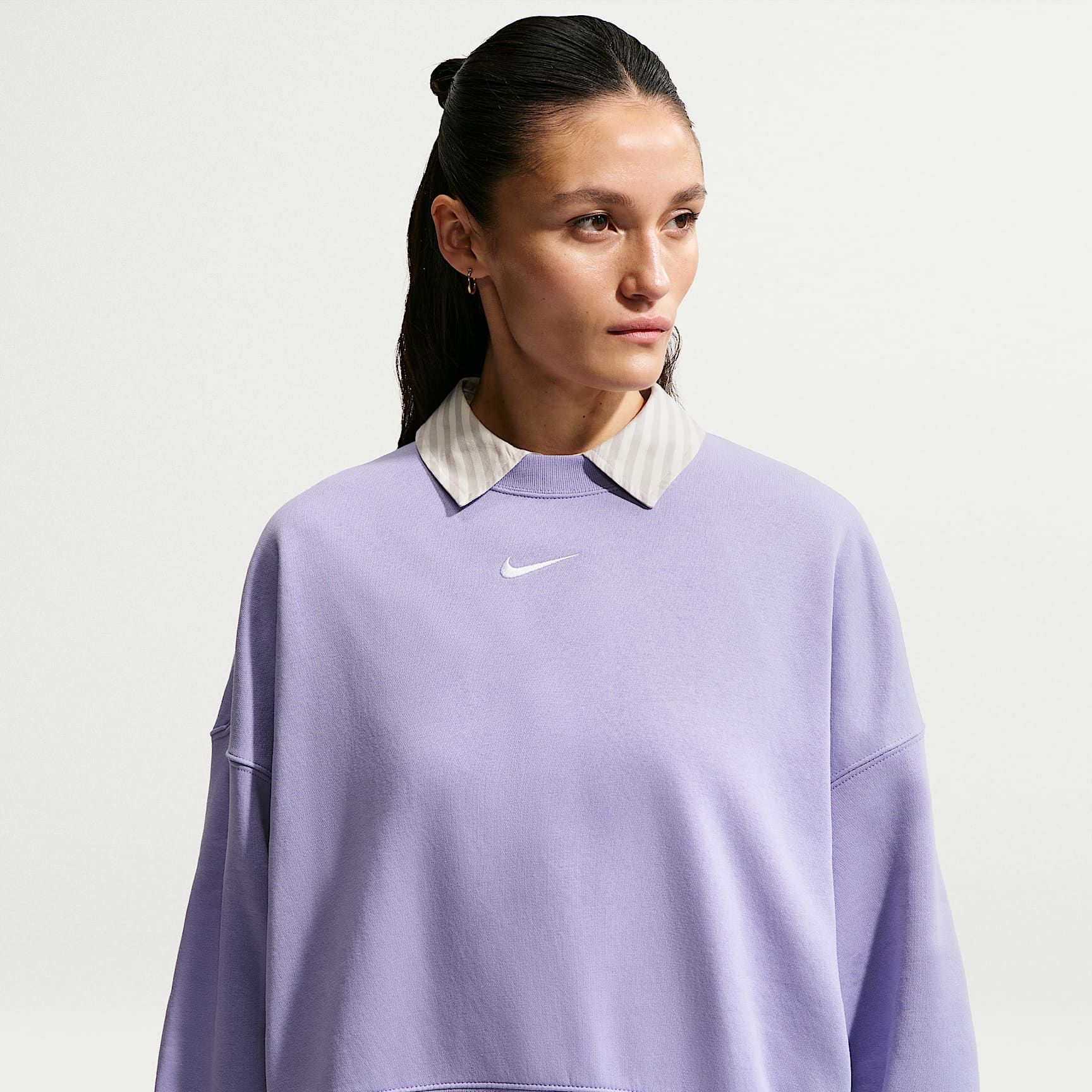 Sudadera de cuello redondo de tejido Fleece oversized para mujer Nike Sportswear Collection Essentials