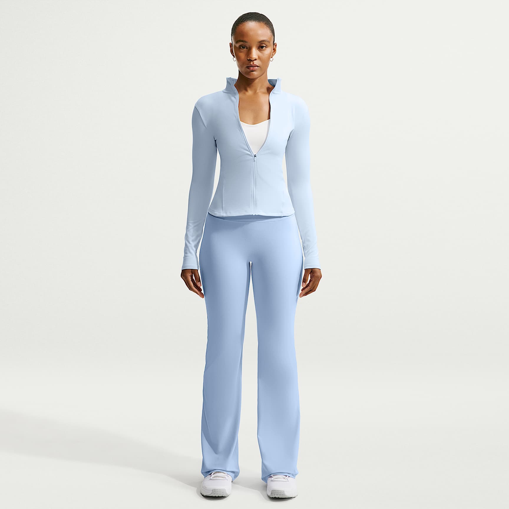Leggings acampanados de tiro alto sin costura delantera para mujer Nike Zenvy