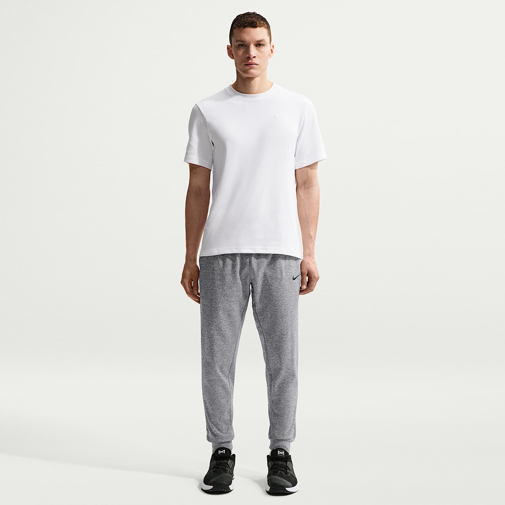 Nike Therma Men's Therma-FIT Tapered Fitness Trousers