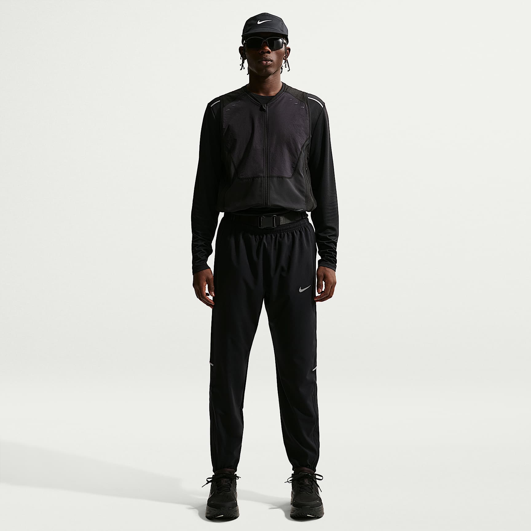 Nike Miler Men's Dri-FIT Woven Running Trousers