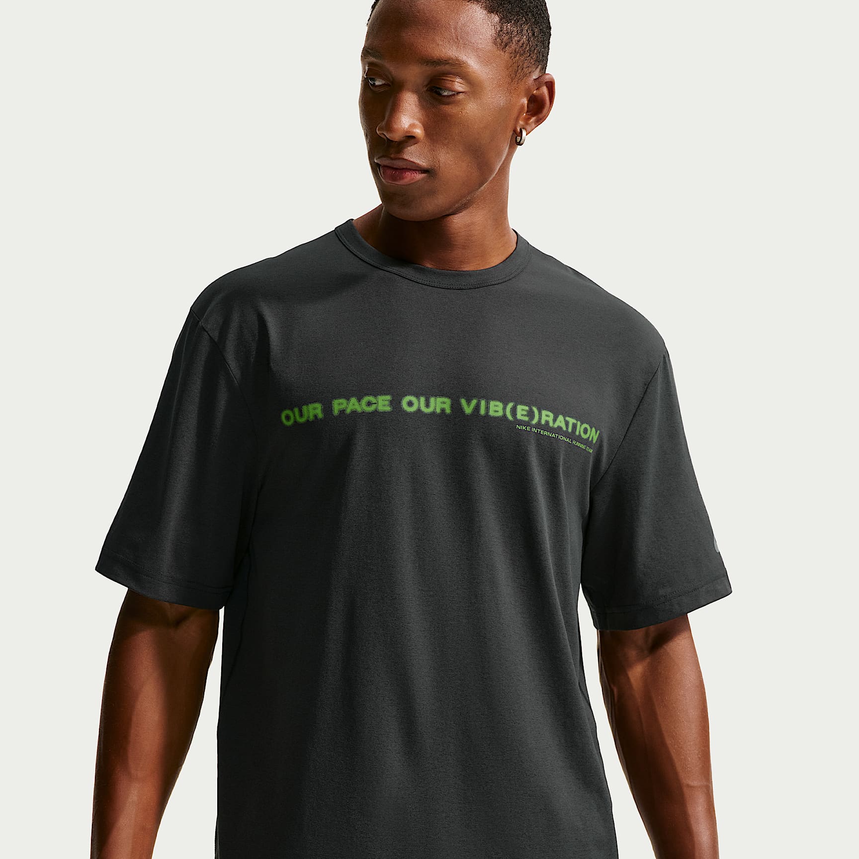 Nike Hyverse Men's Dri-FIT UV Protection Short-Sleeve Running Top