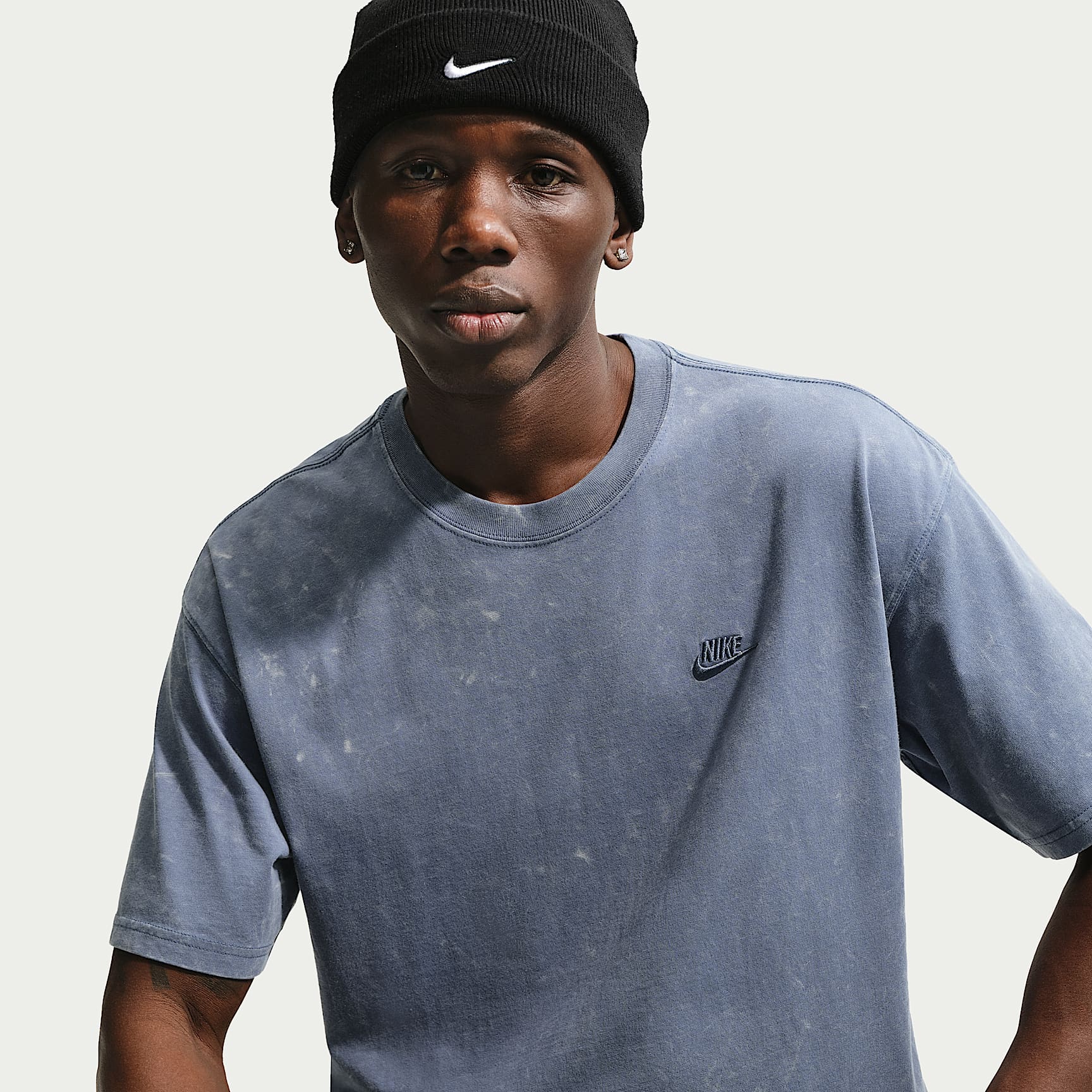 Nike Sportswear Men's Short-Sleeve T-Shirt