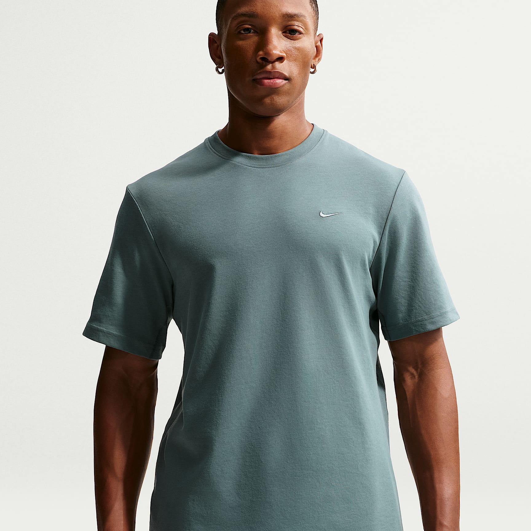 Nike Primary Men's Dri-FIT Short-Sleeve Versatile Top