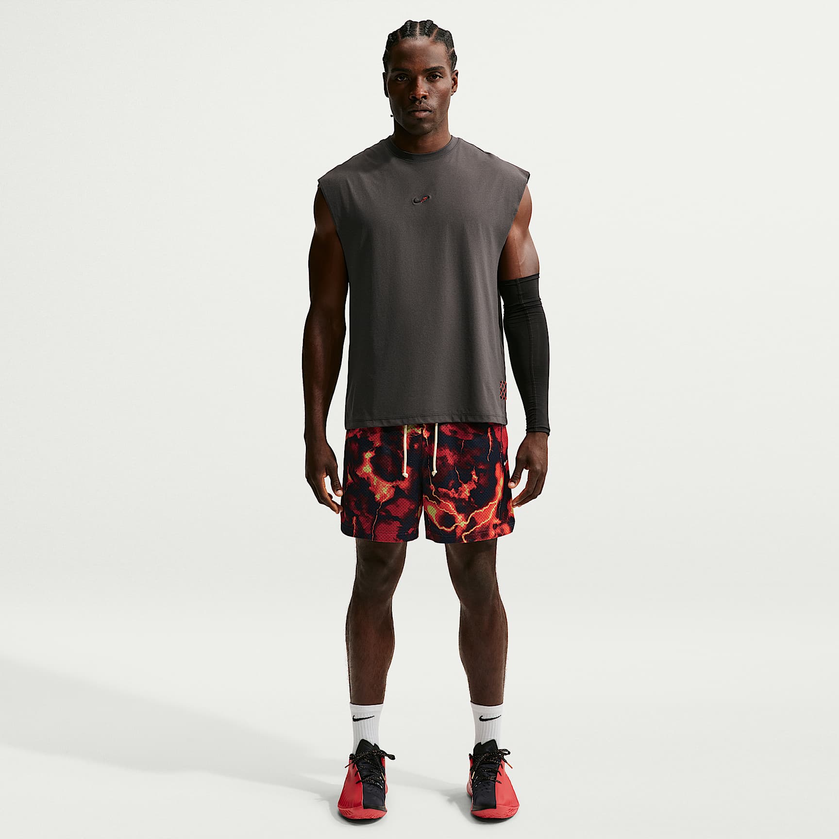 Nike Standard Issue Men's Dri-FIT 5" Mesh Basketball Shorts