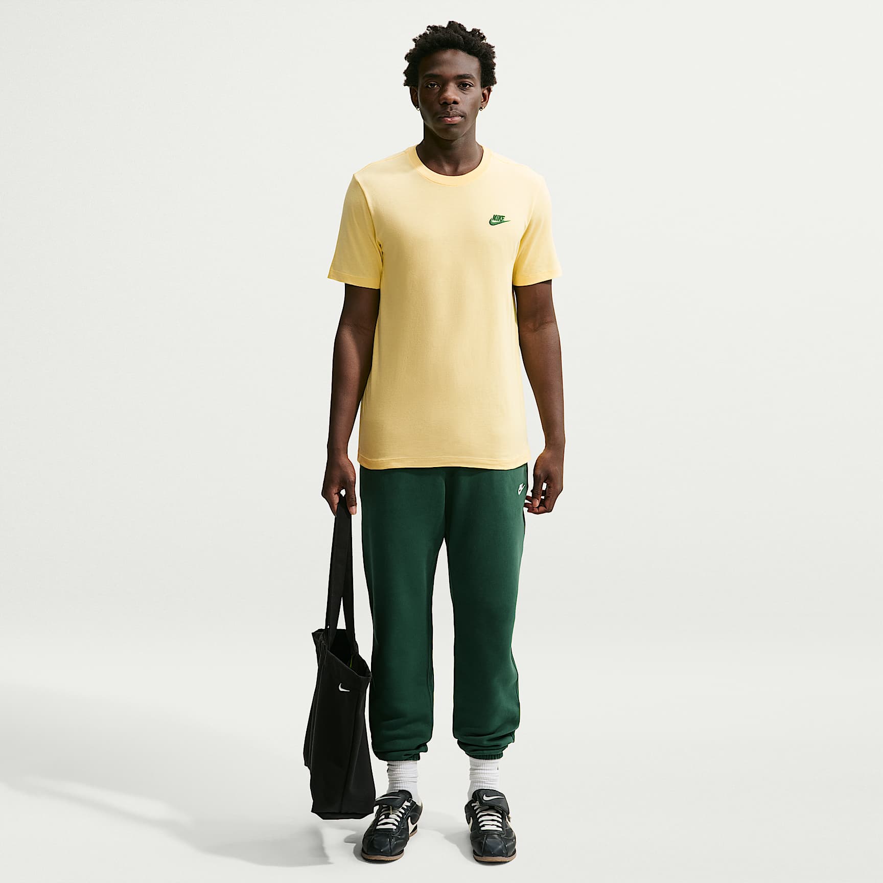 Nike Club Men's Cuffed Brushed Fleece Trousers