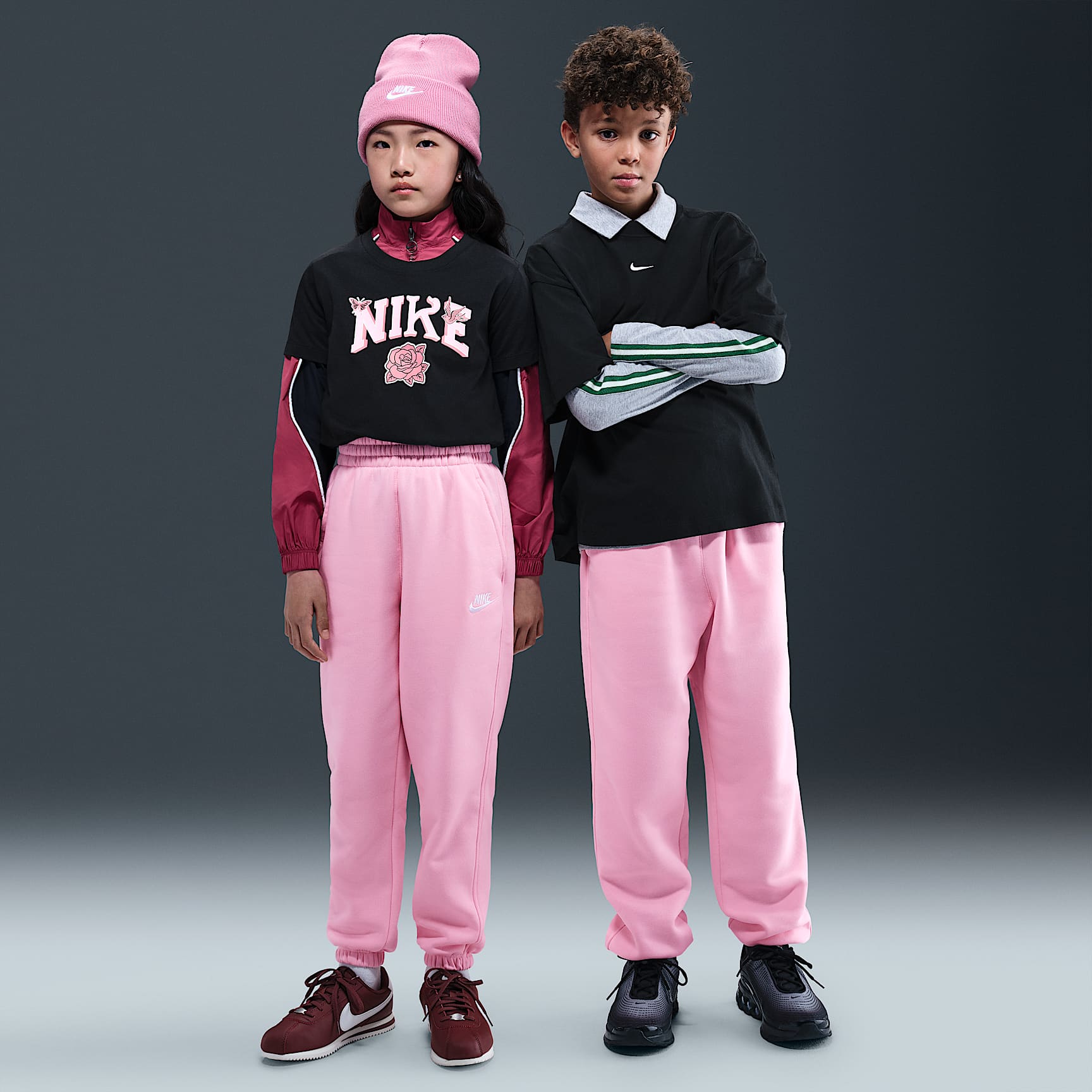 Pants holgados para niños talla grande Nike Sportswear Club Fleece