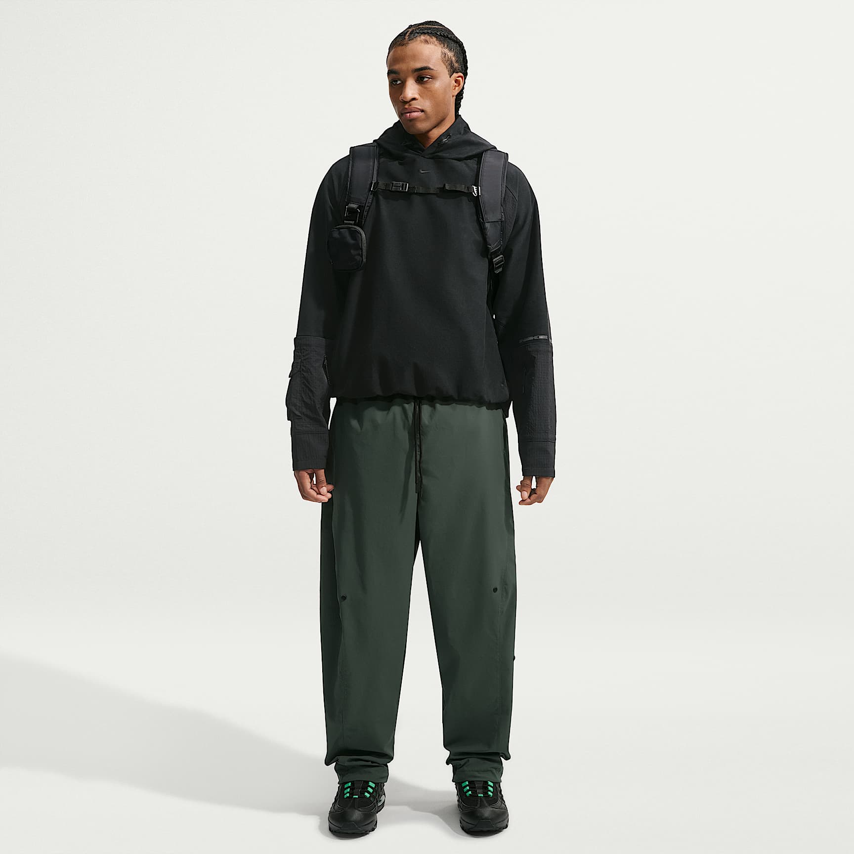 Pantalon Dri-FIT à ourlet ouvert Nike Tech Helios pour homme