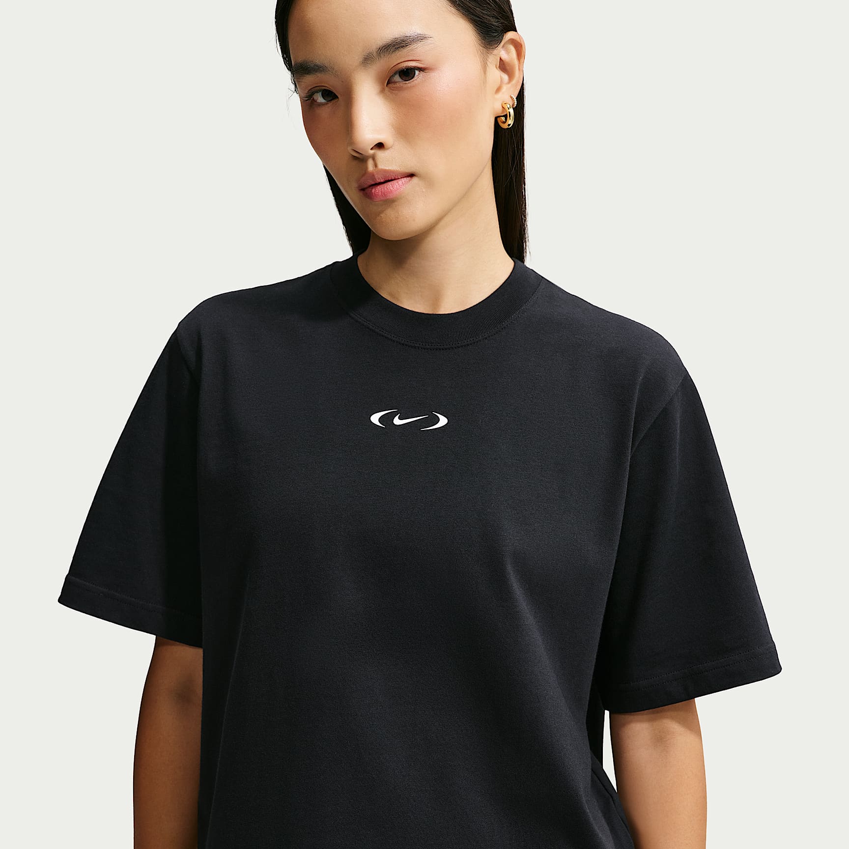 Nike Sportswear Classic Women's Loose T-Shirt