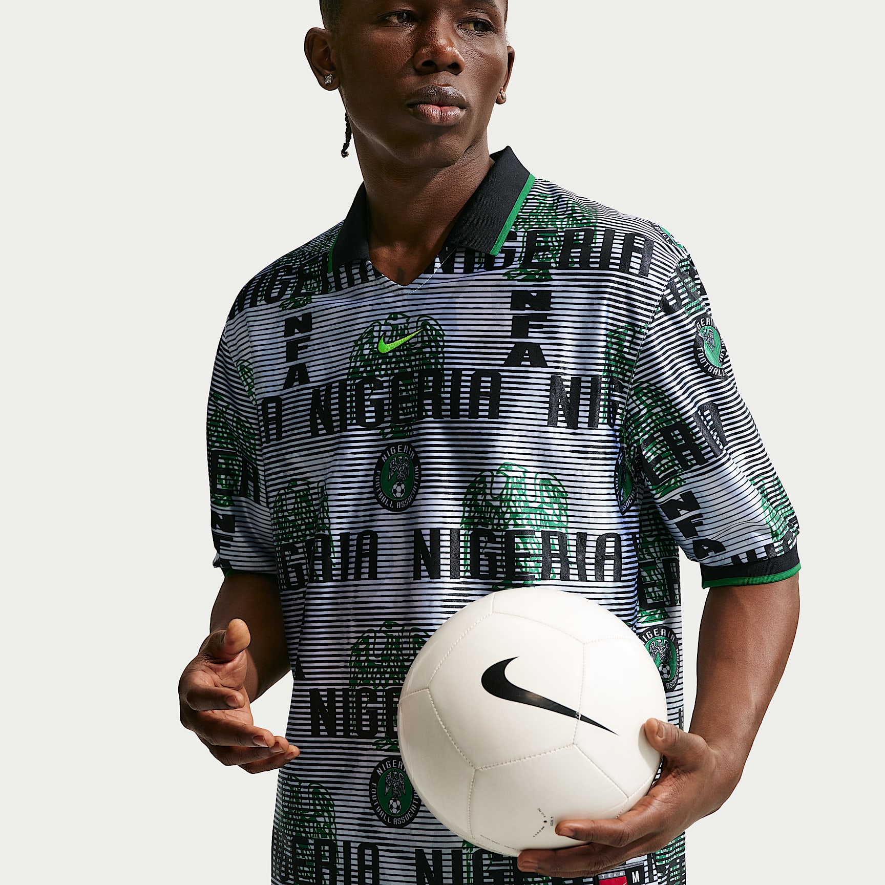 Playera de fútbol de manga corta Nike Dri-FIT Nigeria Energy para hombre
