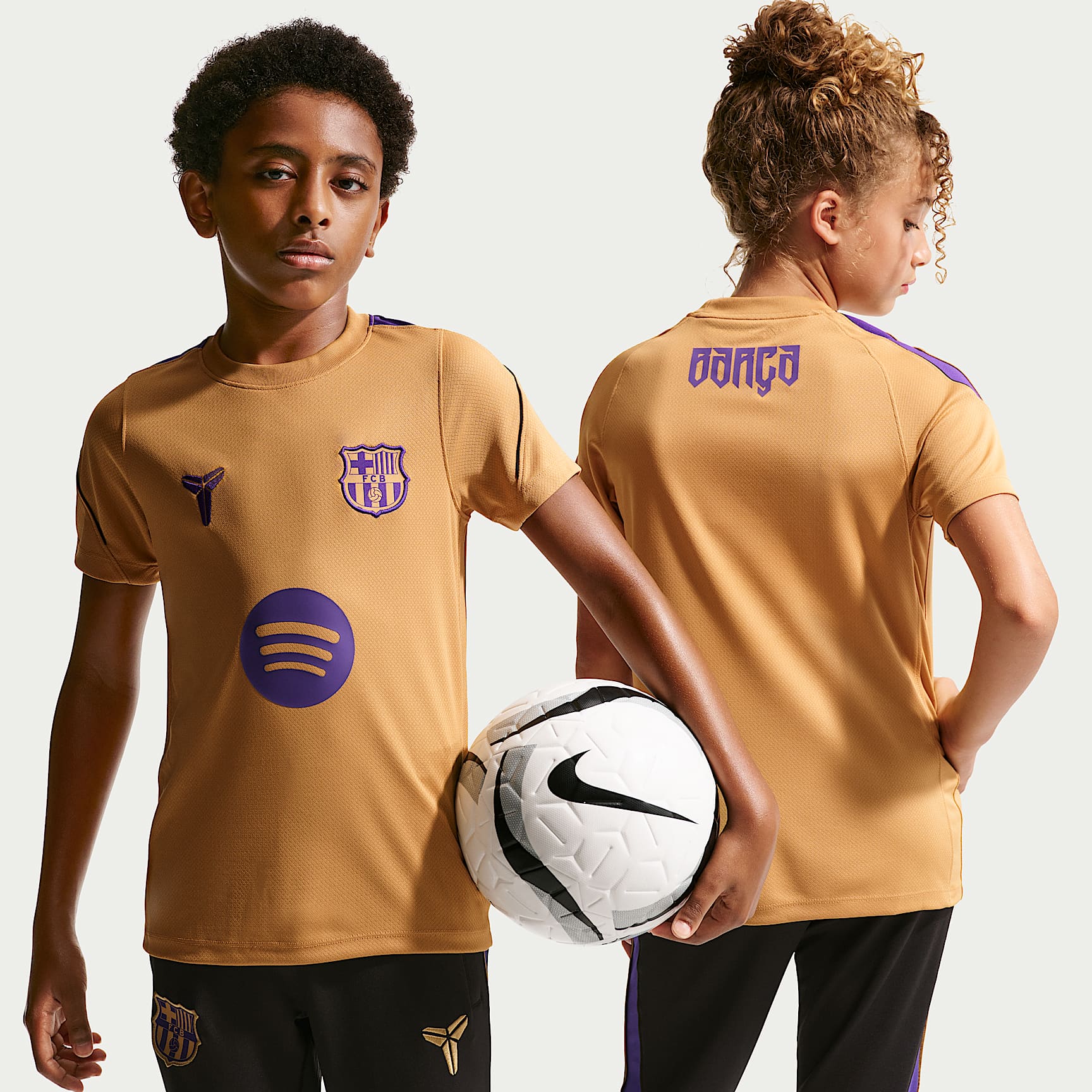 F.C. Barcelona Strike Away Older Kids' Kobe Dri-FIT Football Short-Sleeve Top