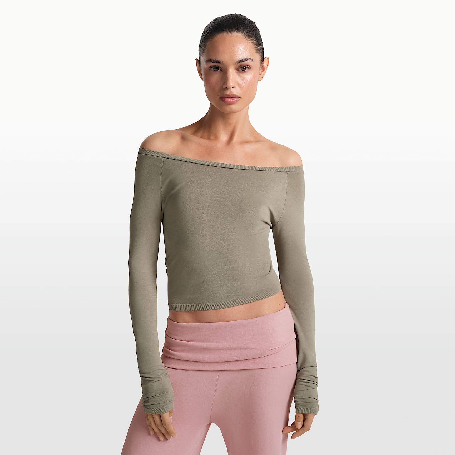 Playera de manga larga con hombros descubiertos para mujer NikeSKIMS Stretch Knit