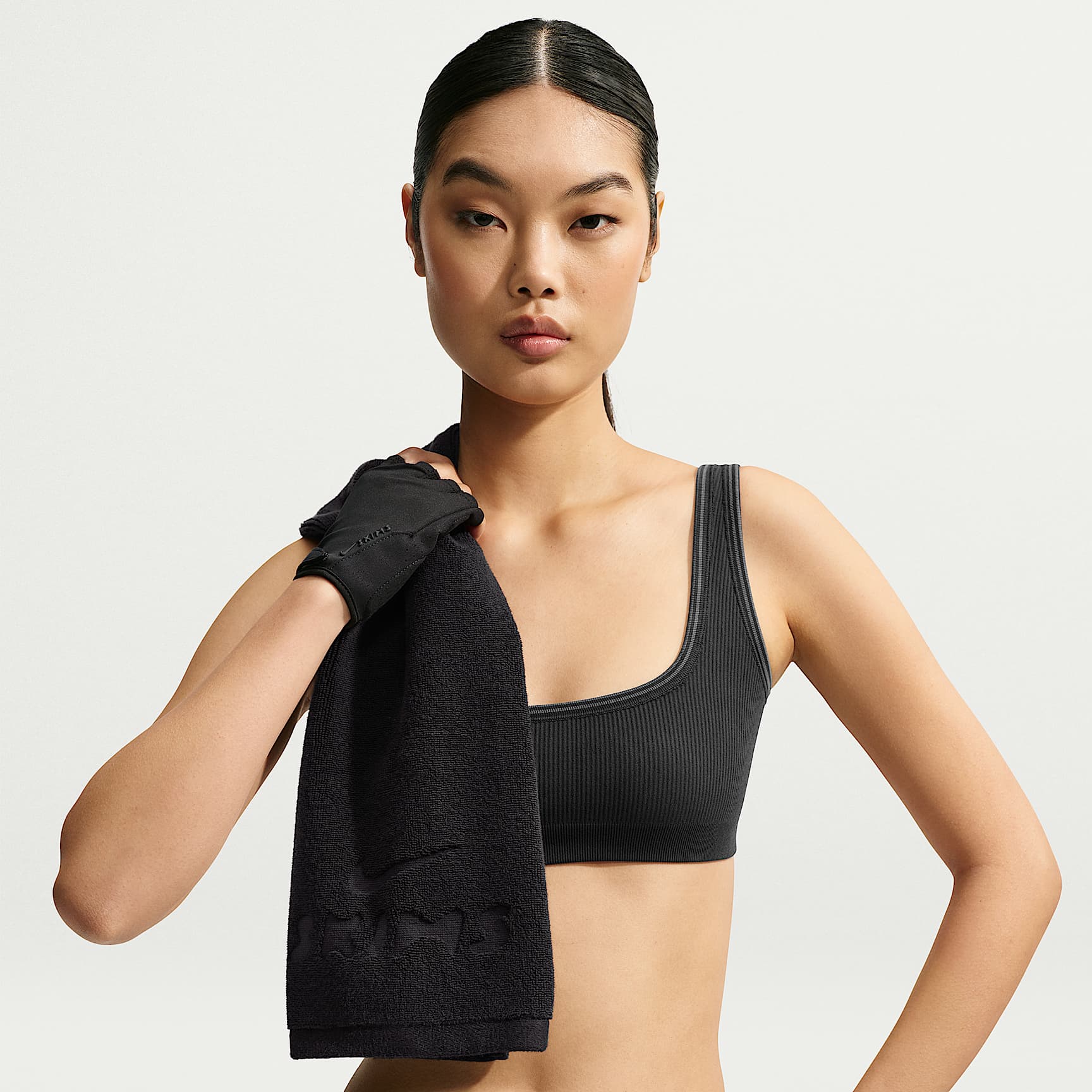 NikeSKIMS kleines Handtuch (Damen)