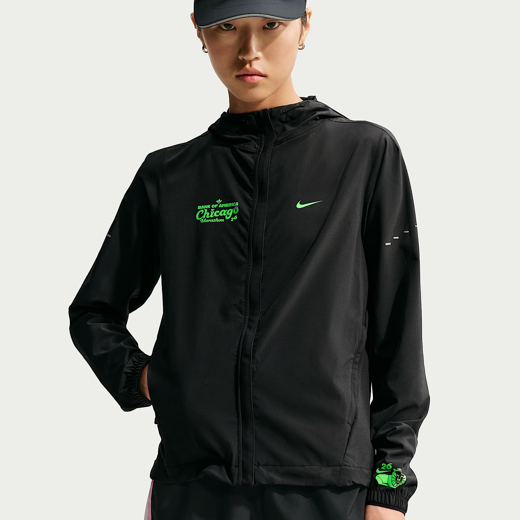 Chamarra de correr Repel plegable para mujer Nike Swift