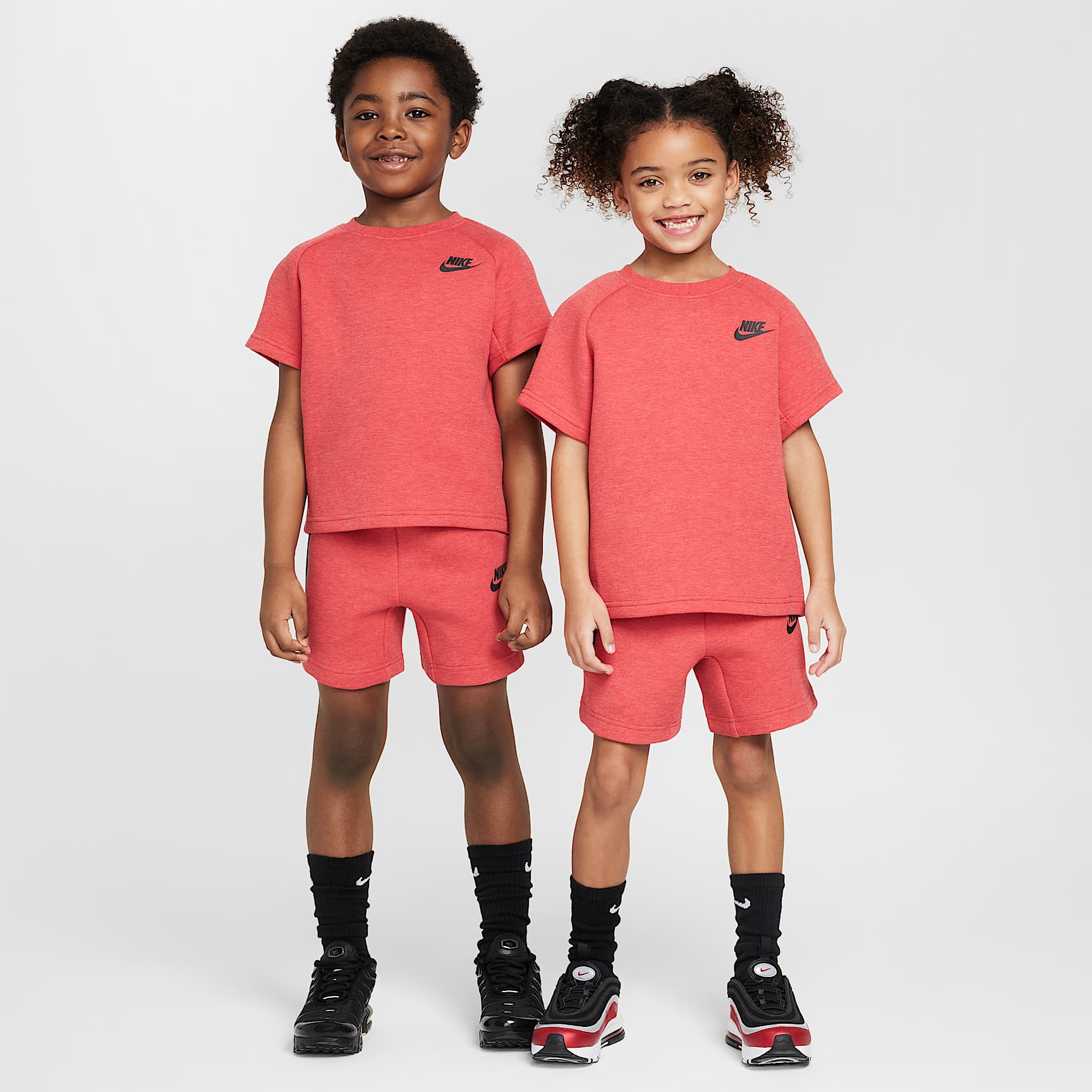 Nike Little Kids' 2-Piece Crew Set