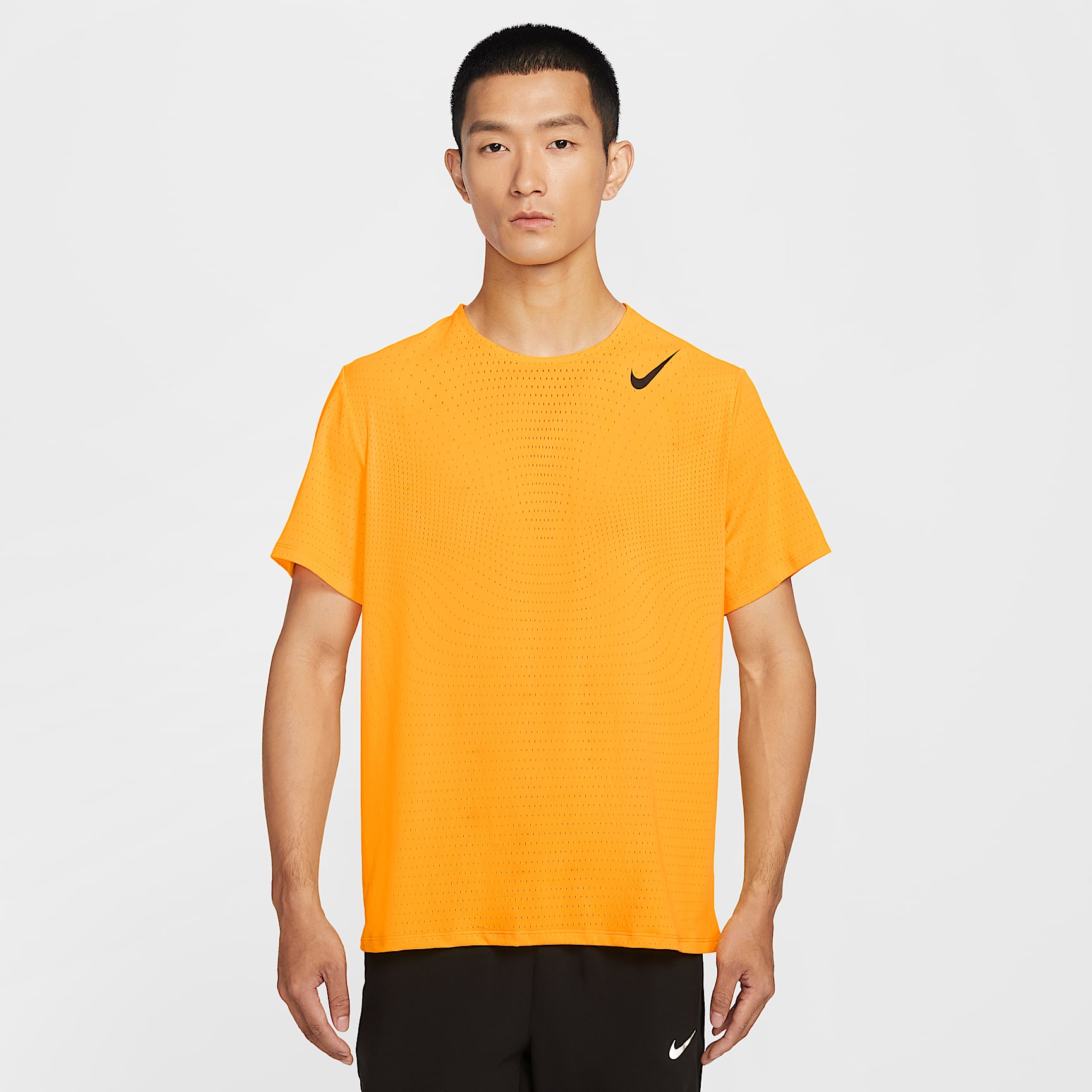 Nike AeroSwift 男款 Dri-FIT ADV 短袖跑步上衣