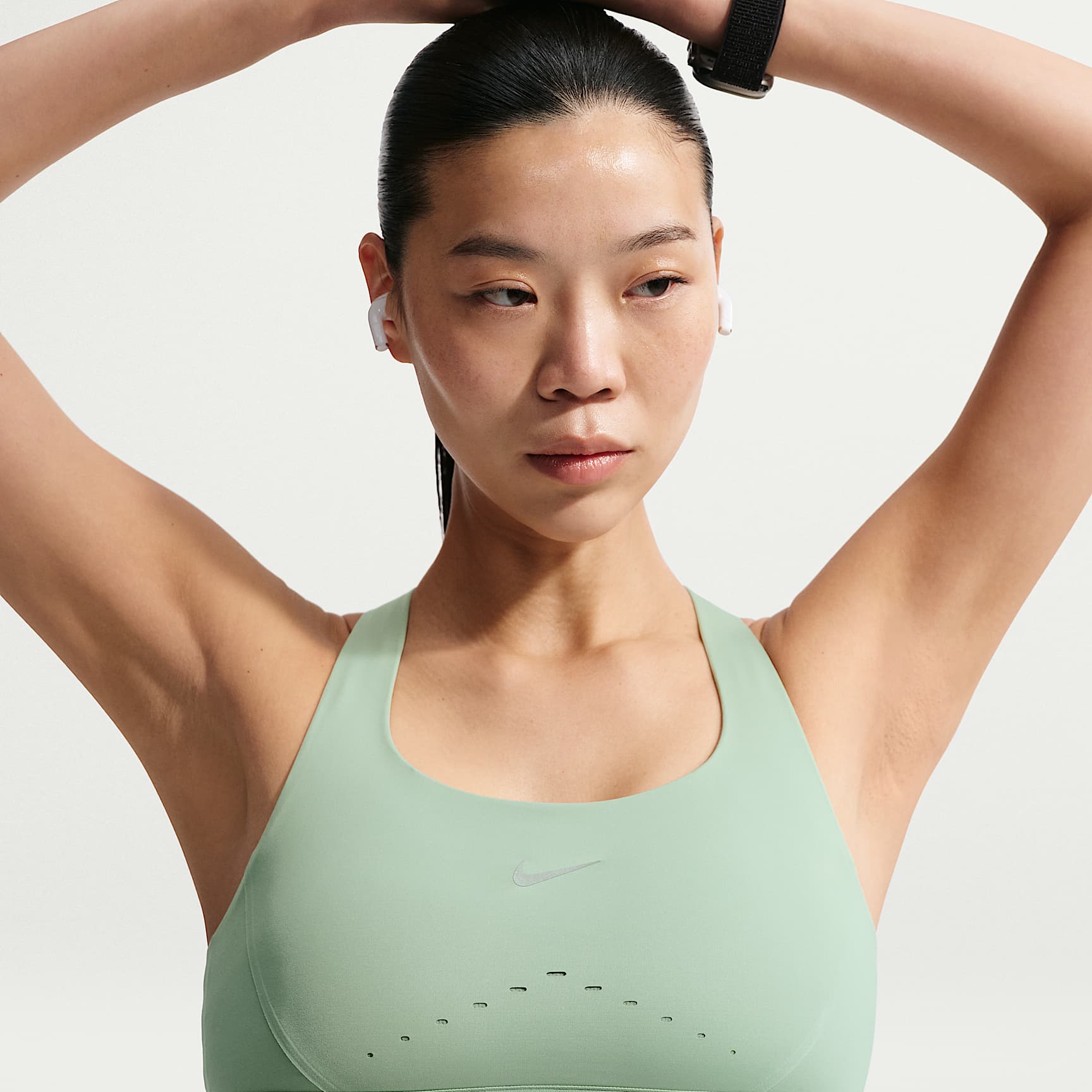 Nike Swift Women's High-Support Lightly Lined Sports Bra