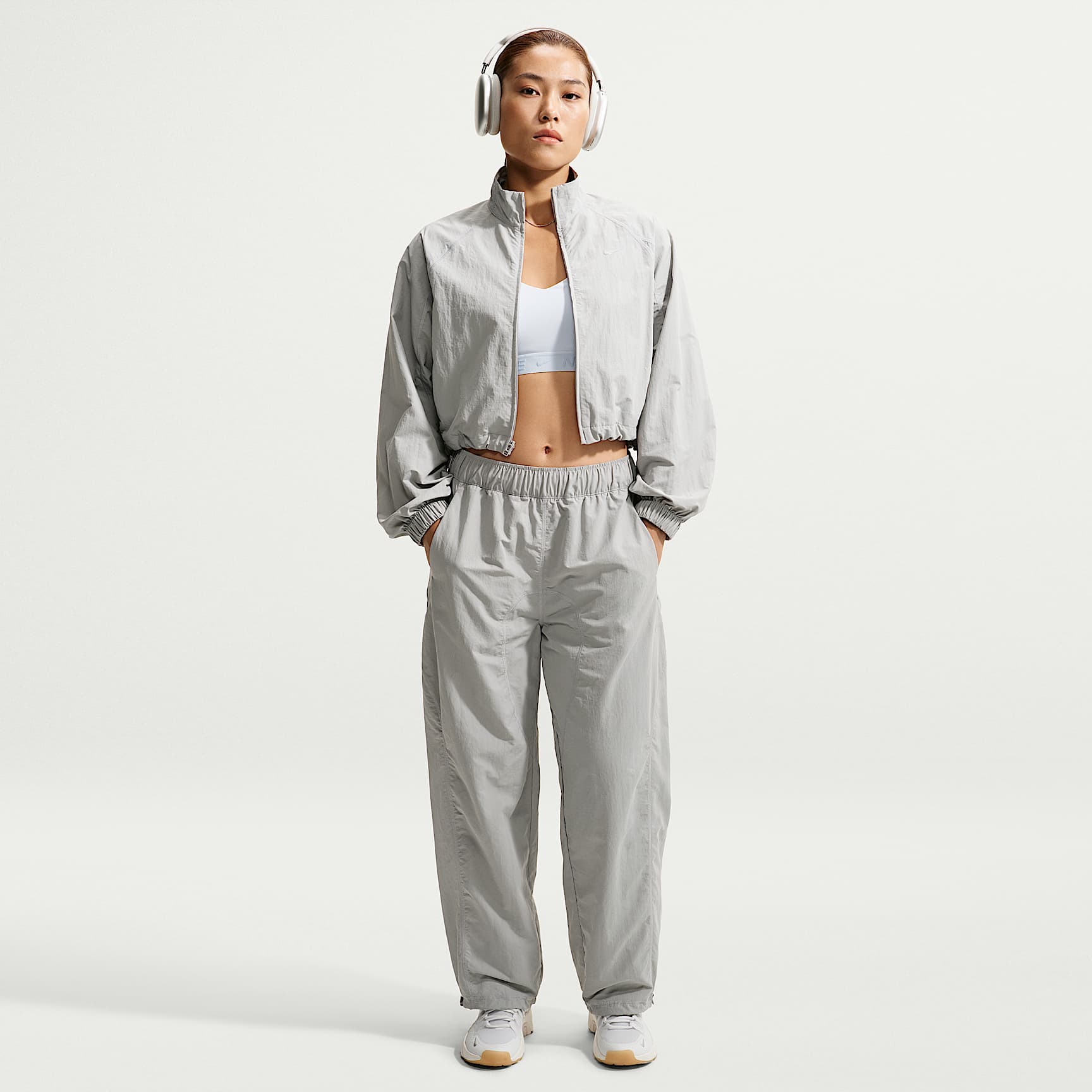 Nike N.A.C. Women's Dri-FIT Mid-Rise Woven Trousers