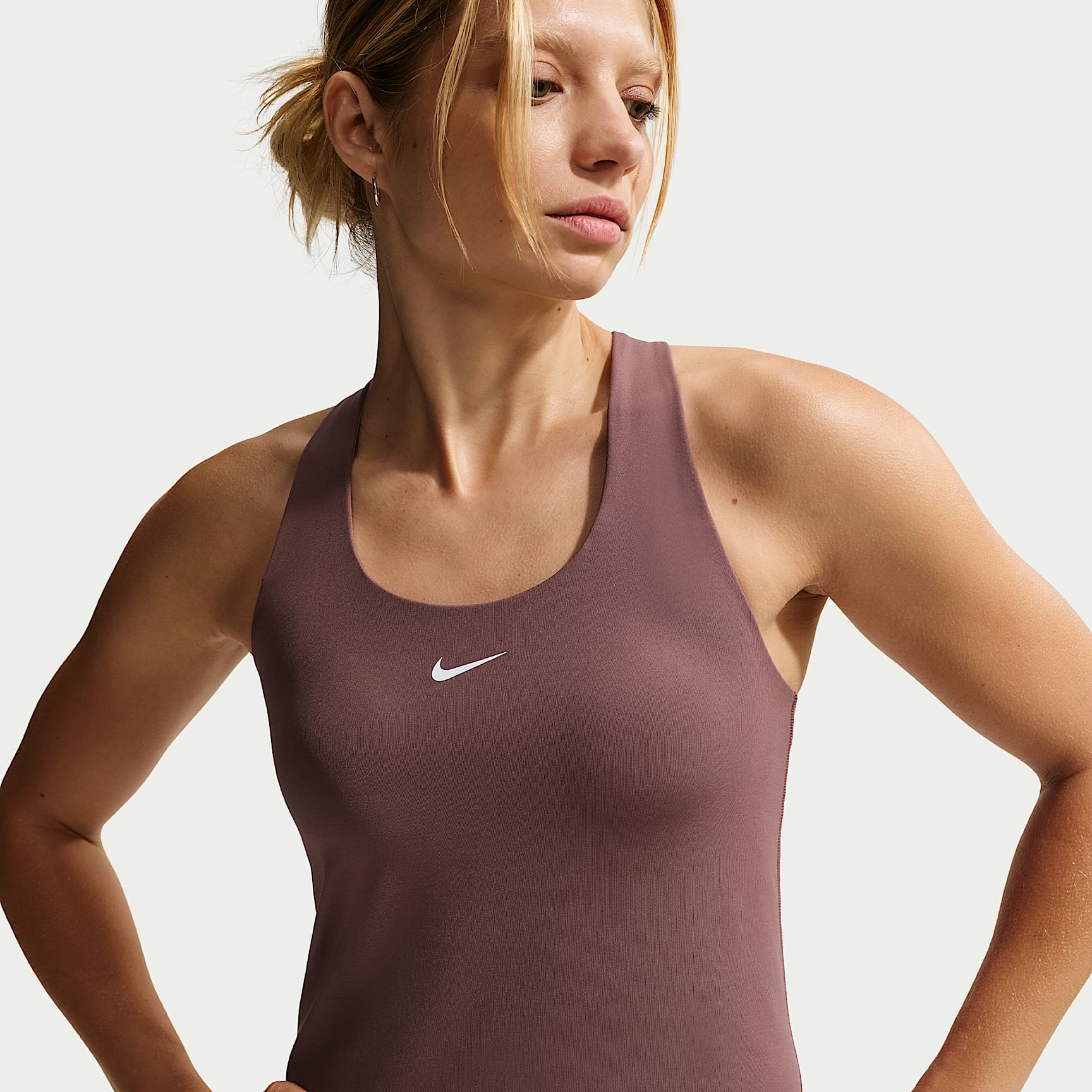 Nike Swoosh Women's Medium-Support Padded Sports Bra Tank